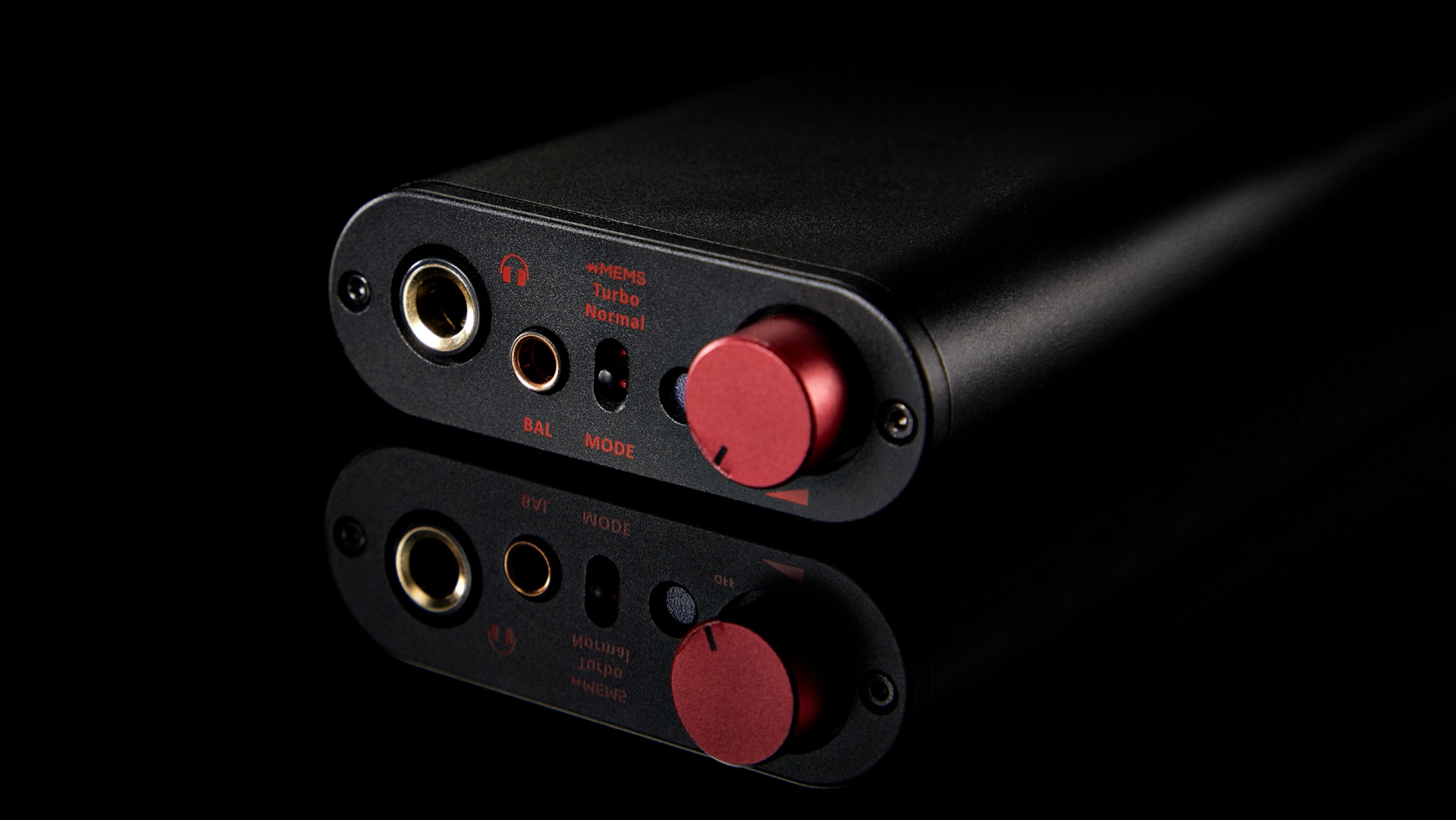 iFi iDSD Diablo-X: portable DAC/amp hỗ trợ driver xMEMS, có XMOS 16X, MQA, giá $1.099