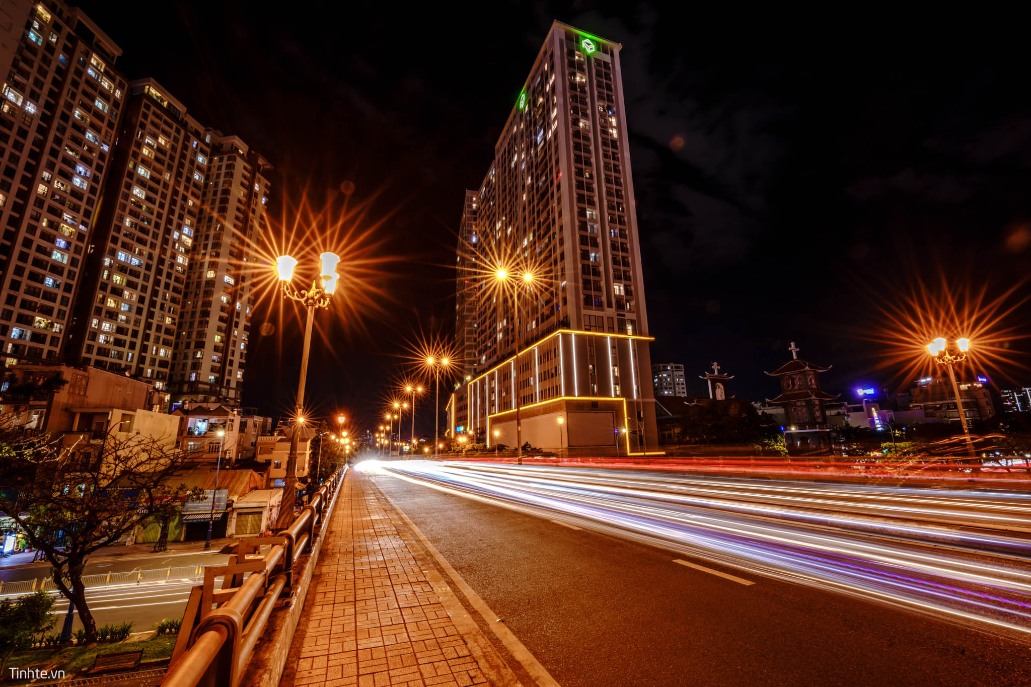 SIGMA-14MM-F-14-TRAI-NGHIEM-tinhte-54.jpg