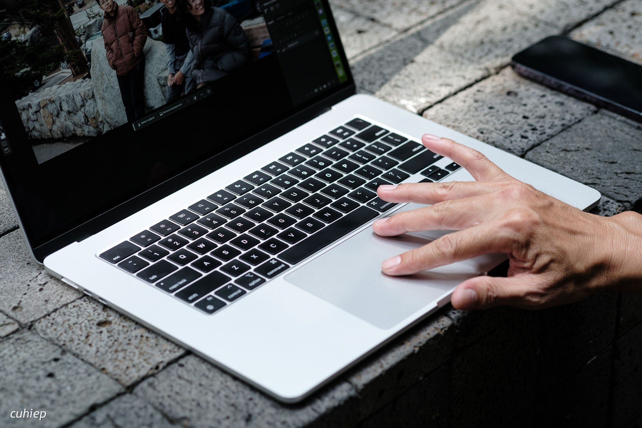 Apple-MacBook-Air-15-review-tinhte-cuhiep-16.jpg