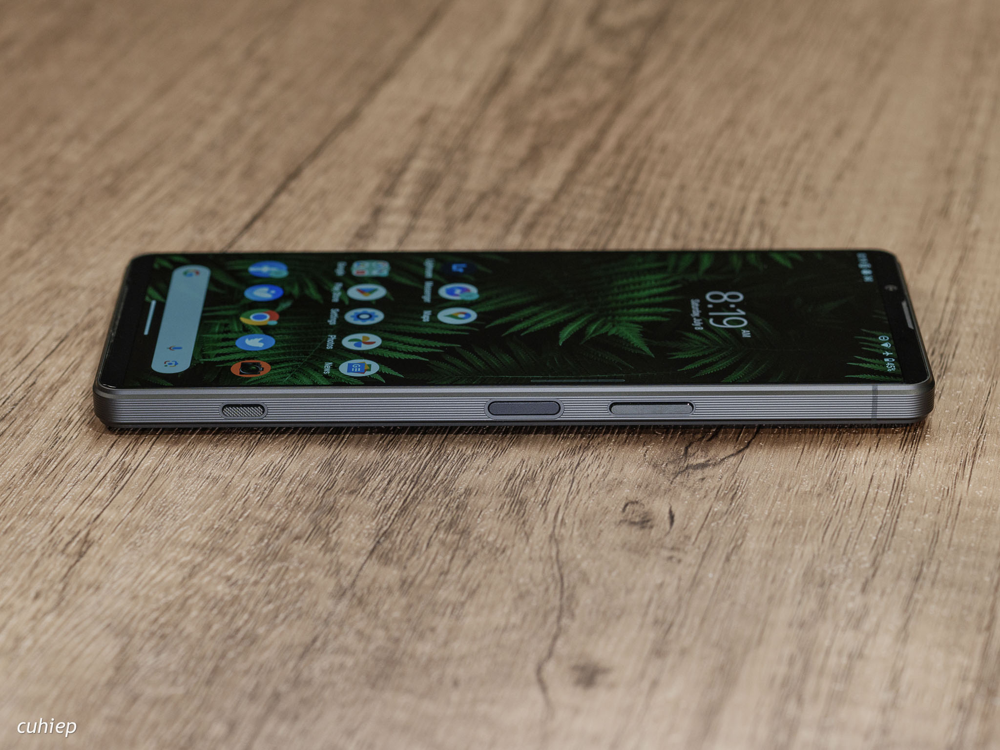 Sony Xperia 1 V hoàn thiện quá đẹp, vừa tay, hơi sắc