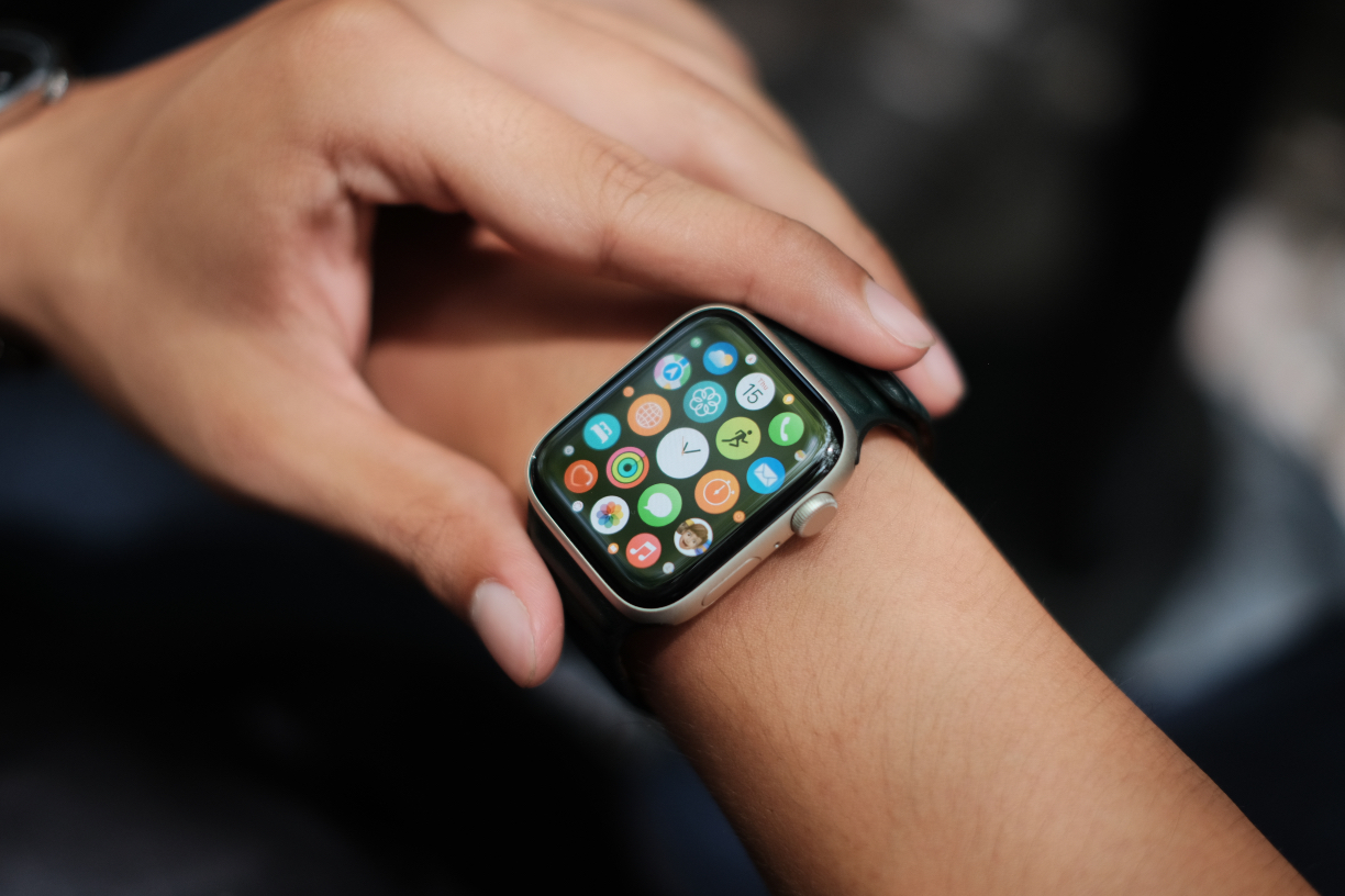 review-apple-watch-se-2-chiec-apple-watch-dang-mua-nhat-tinhte-tuanhtran-2.jpg