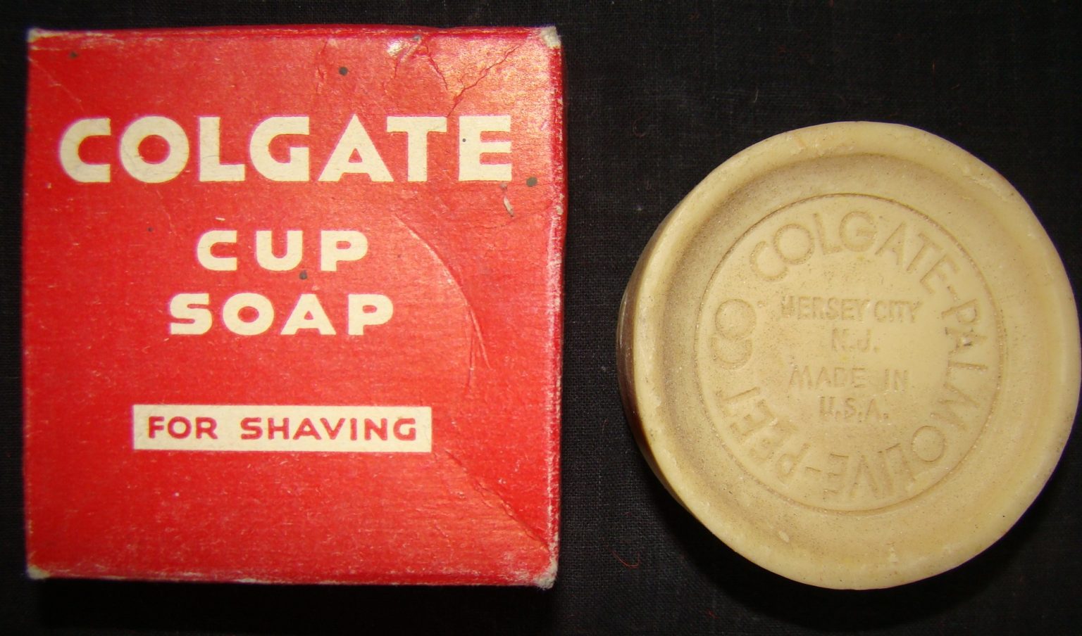 Colgate-Soap-First-Products-Of-Famous-Brands-And-Companies-1536x904.jpg