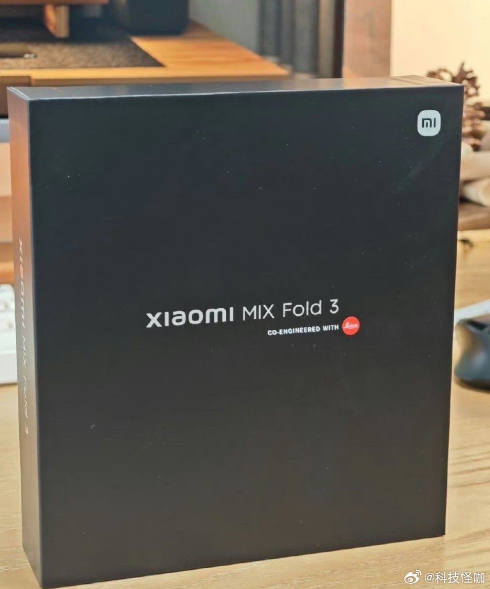 2.Hộp-Xiaomi-MIX-Fold-3.jpg