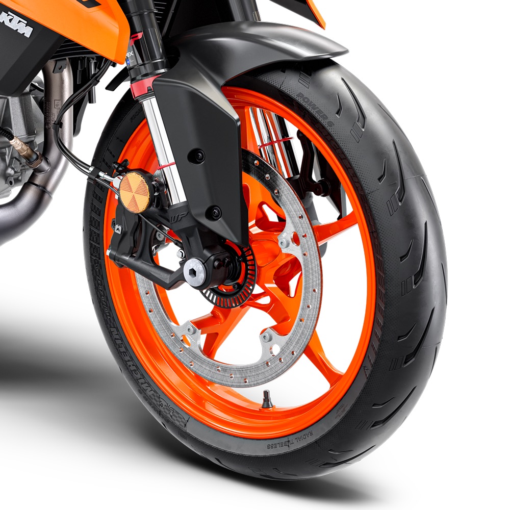 ktm-duke-390-2024-tinhte-14.jpeg