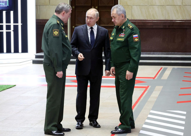 Hai tay ăn hại nhất quân đội Nga, Shoigu và Gerasimov. Mặt thì đần, bụng thì phệ, tâm sinh tướng...