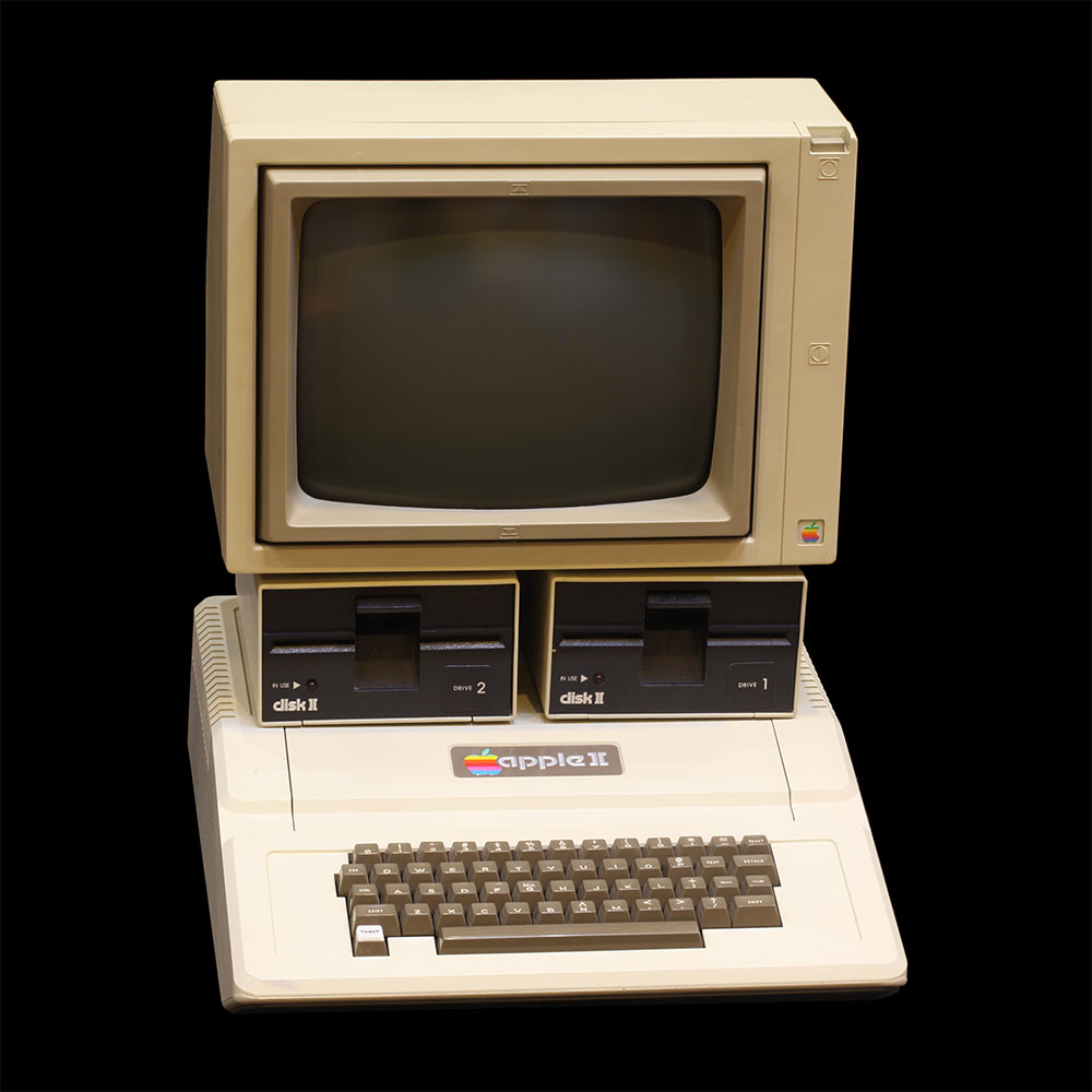 apple-ii-computer-1977.jpeg