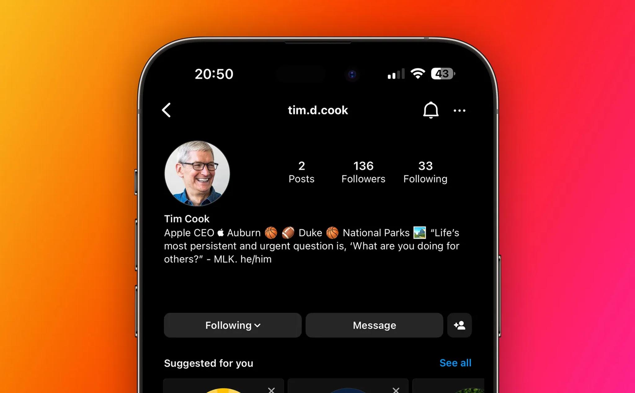 Trên Instagram có tài khoản giả mạo Tim Cook, có vị giám đốc Apple bị lừa follow