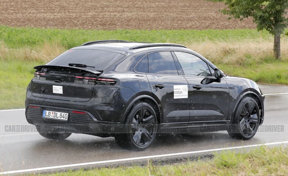 Porsche-Macan-dien-tinhte-3.jpg