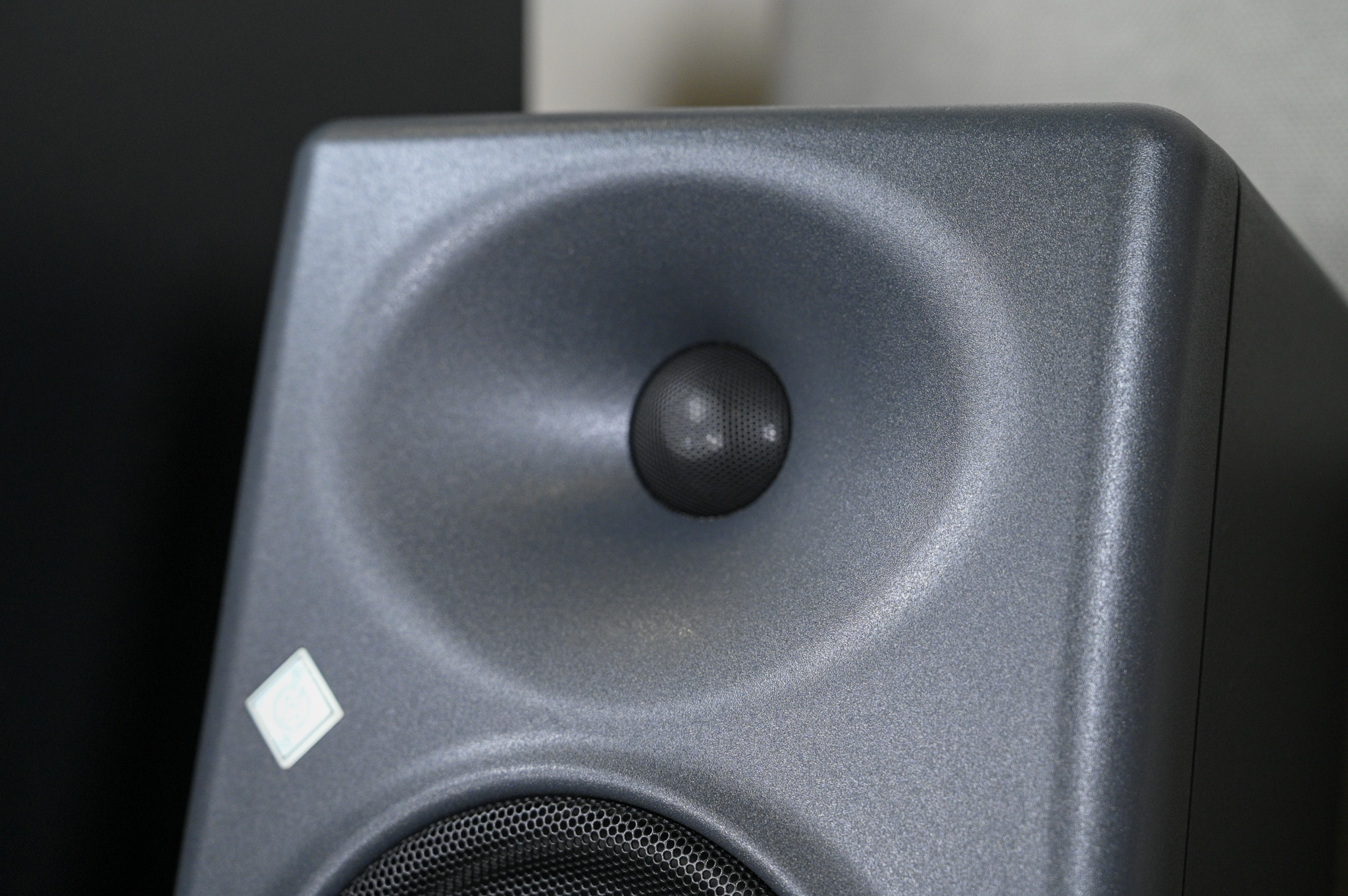 tinhte-neumann-kh-120-ii-mt-48-monitor-speakers-active-speakers-audio-interface (22).jpg