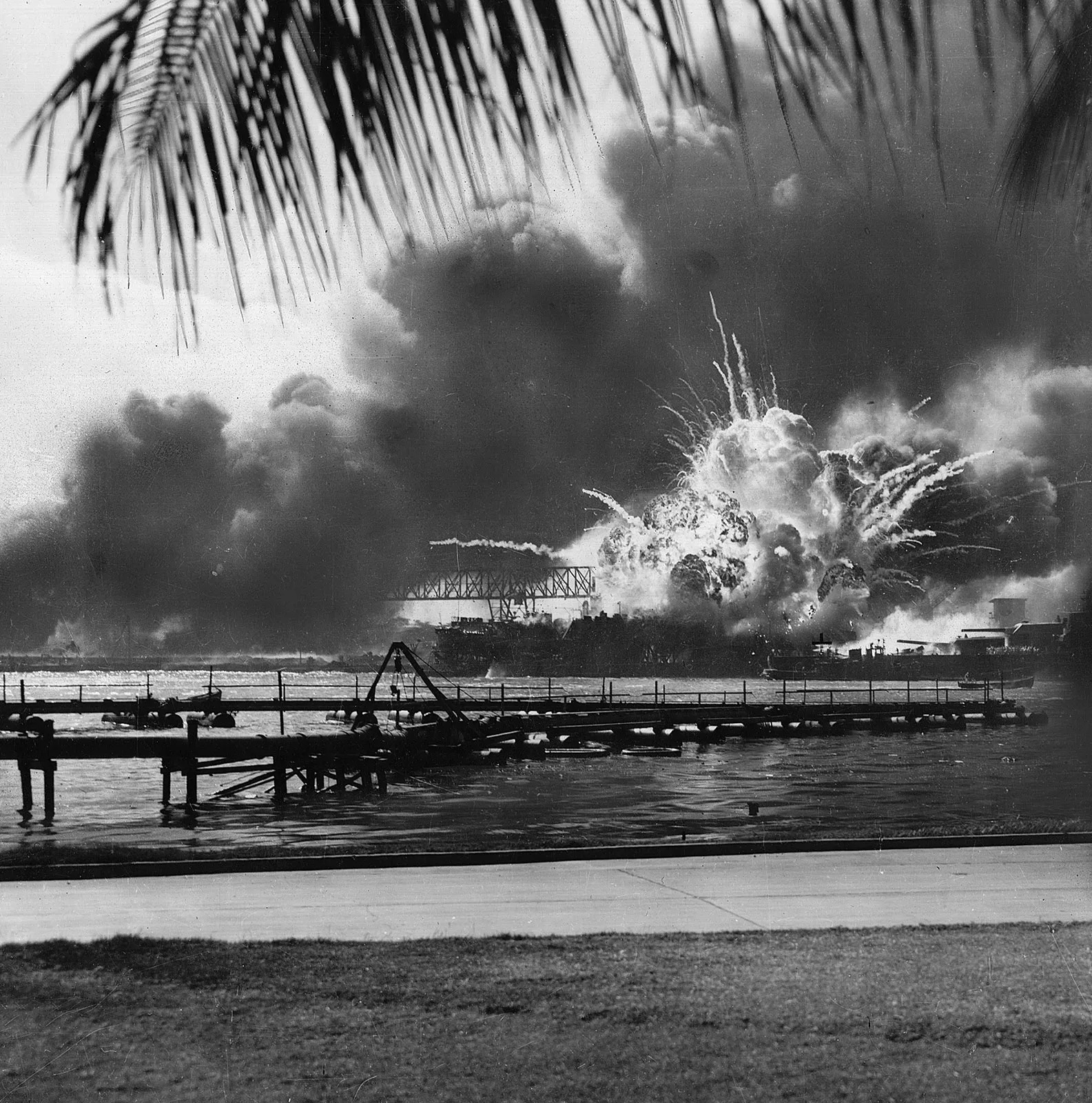 Explosions-base-Hawaii-Pearl-Harbor-Japanese-air-Dec-7-1941.jpg