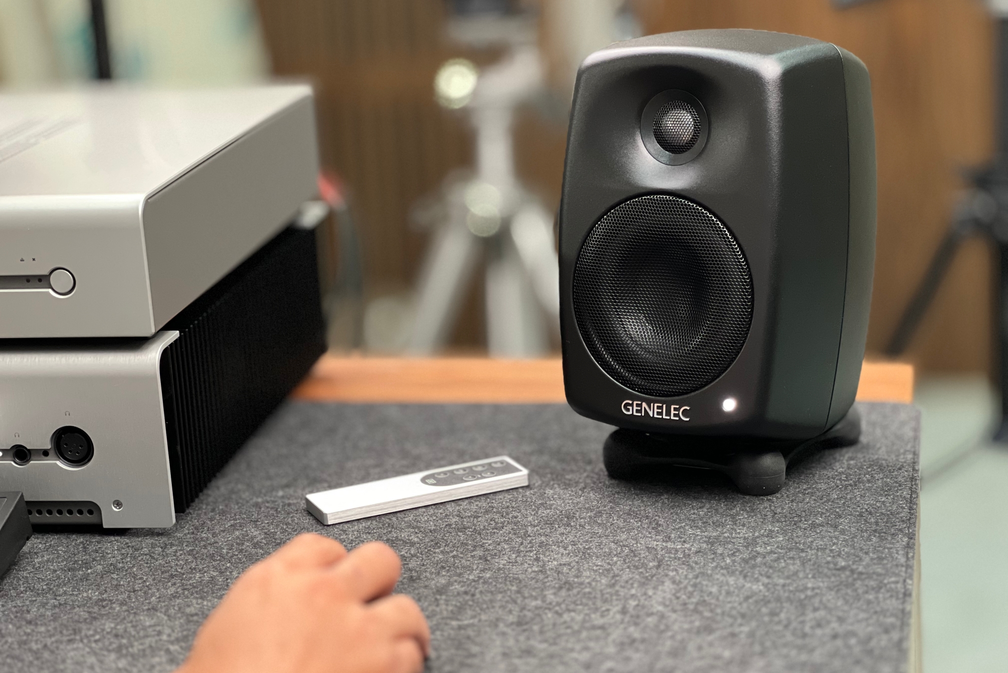 tinhte-genelec-g-two-monitor-speakers-loa-kiểm-âm-loa-activeIMG-9539.jpg
