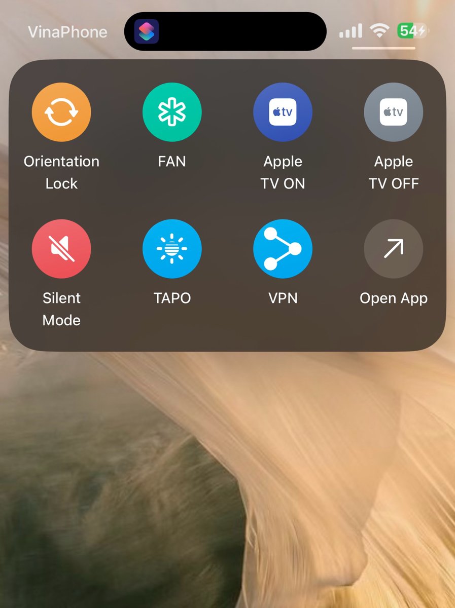 Anh em dùng Action Button để làm vì? Mình dùng để mở một folder từ app Shortcuts dành riêng cho Act