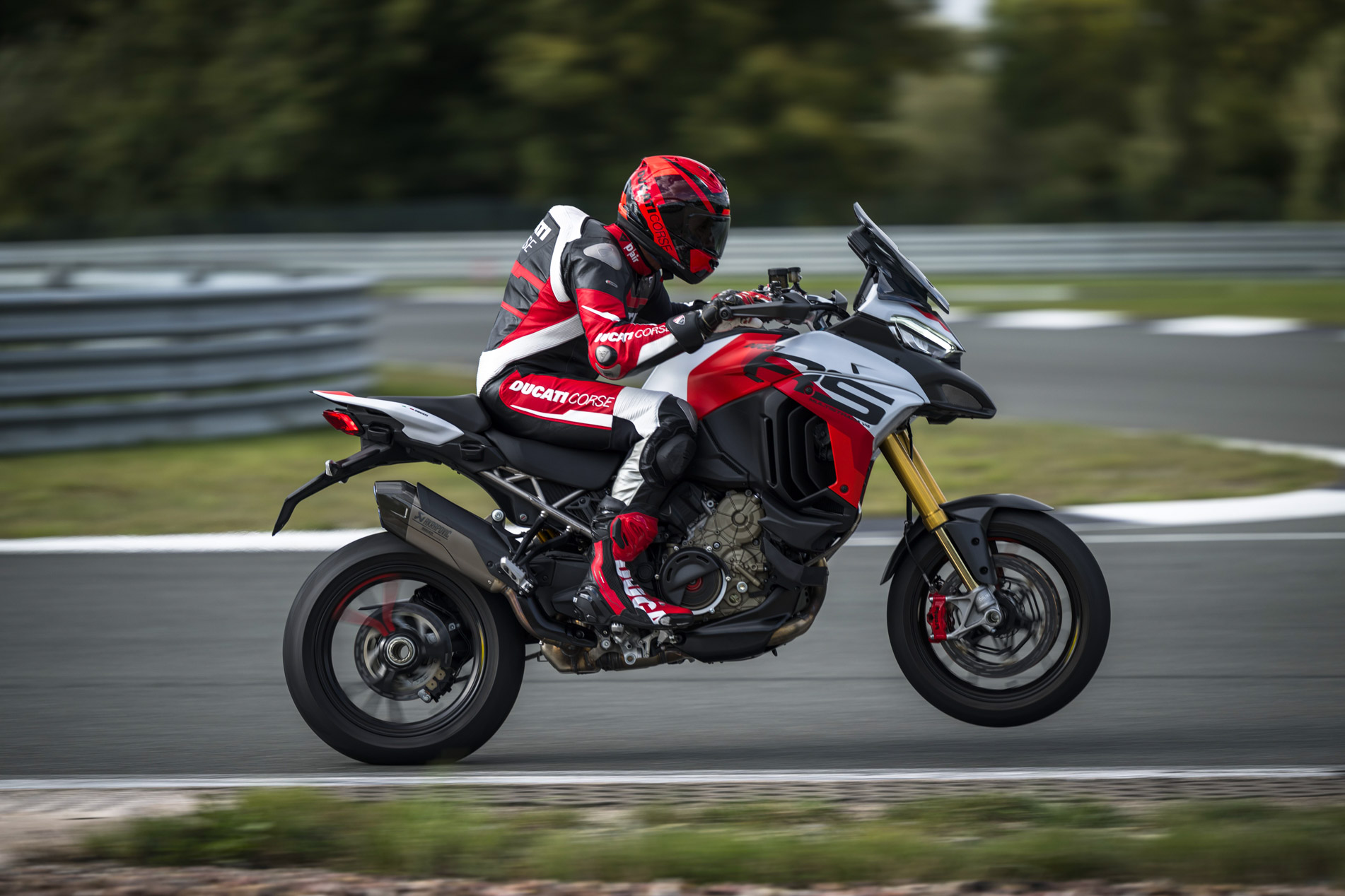 Ducati ra mắt Multistrada V4 RS Xe touring với hiệu năng superbike