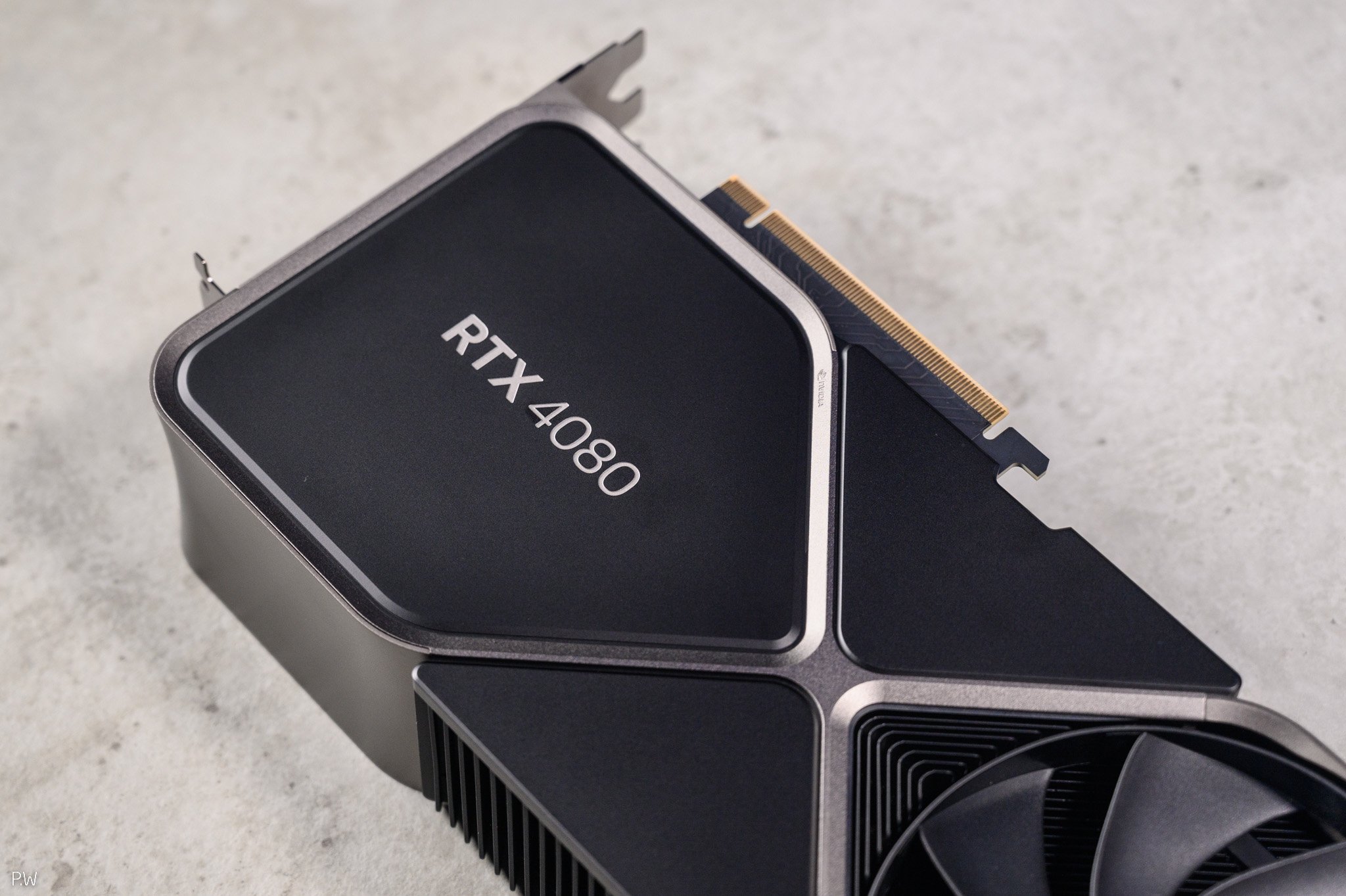 RTX 4080 16GB có thể ngừng bán, để Nvidia ra mắt RTX 4080 Super 20GB