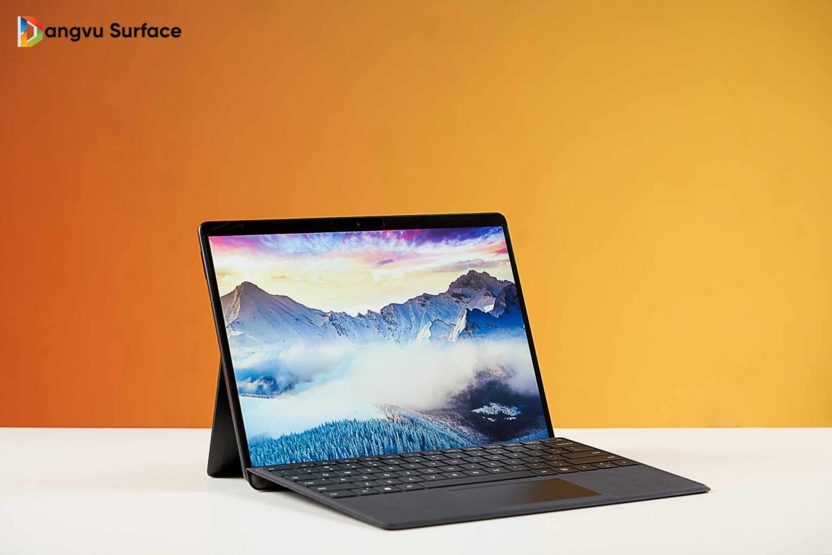 3 điều bạn cần biết trước khi xuống tiền mua Surface Pro 8