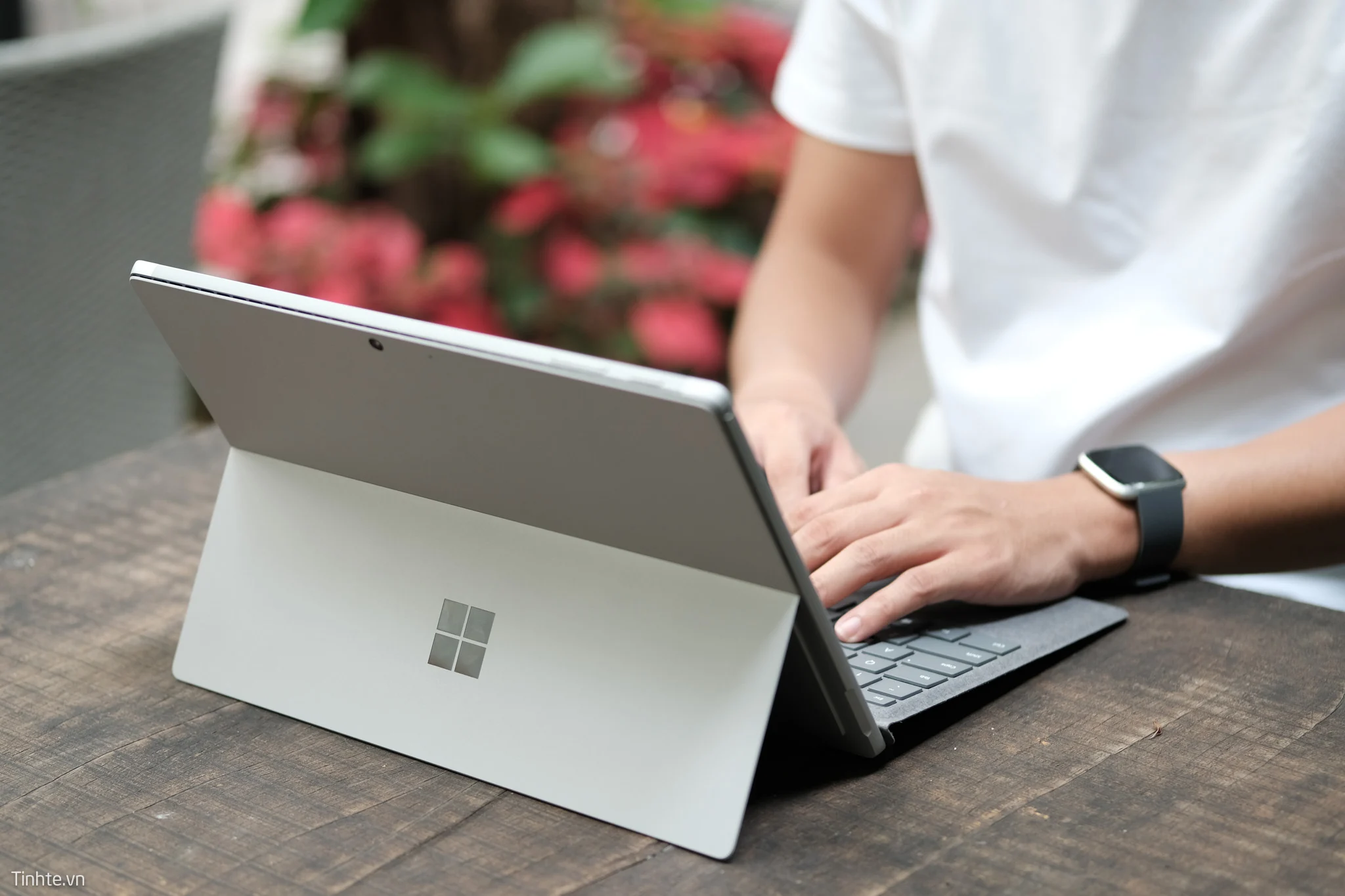 Microsoft mở rộng hỗ trợ cho một số thiết bị Surface từ 4 năm lên 6 năm