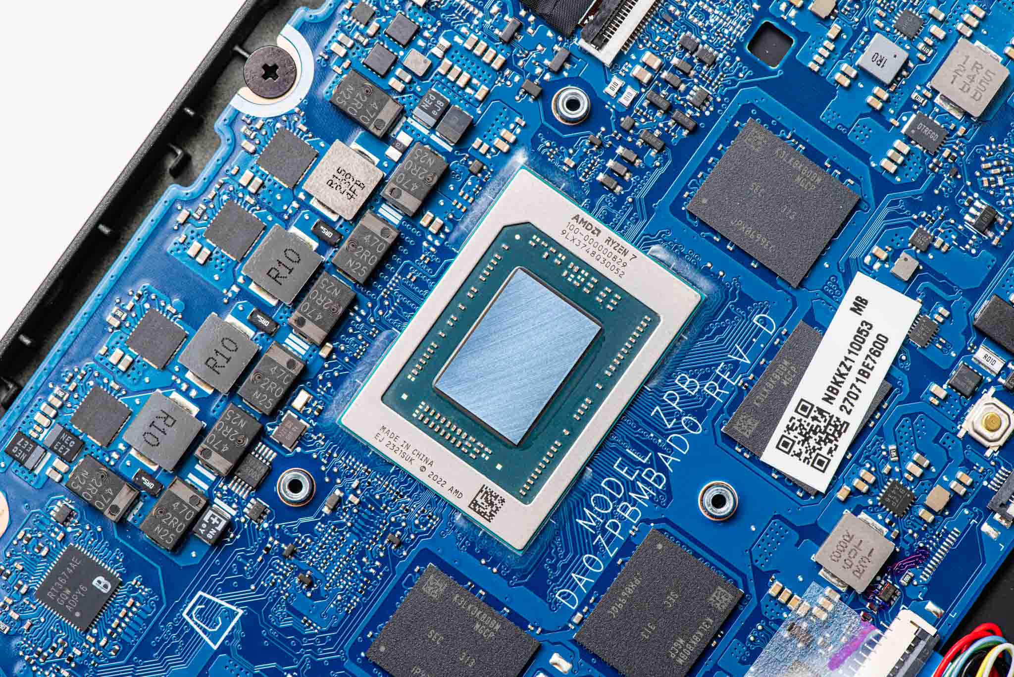 Thử nghiệm vi xử lý di động AMD Ryzen 7 7840U trong laptop Acer Swift Edge 16