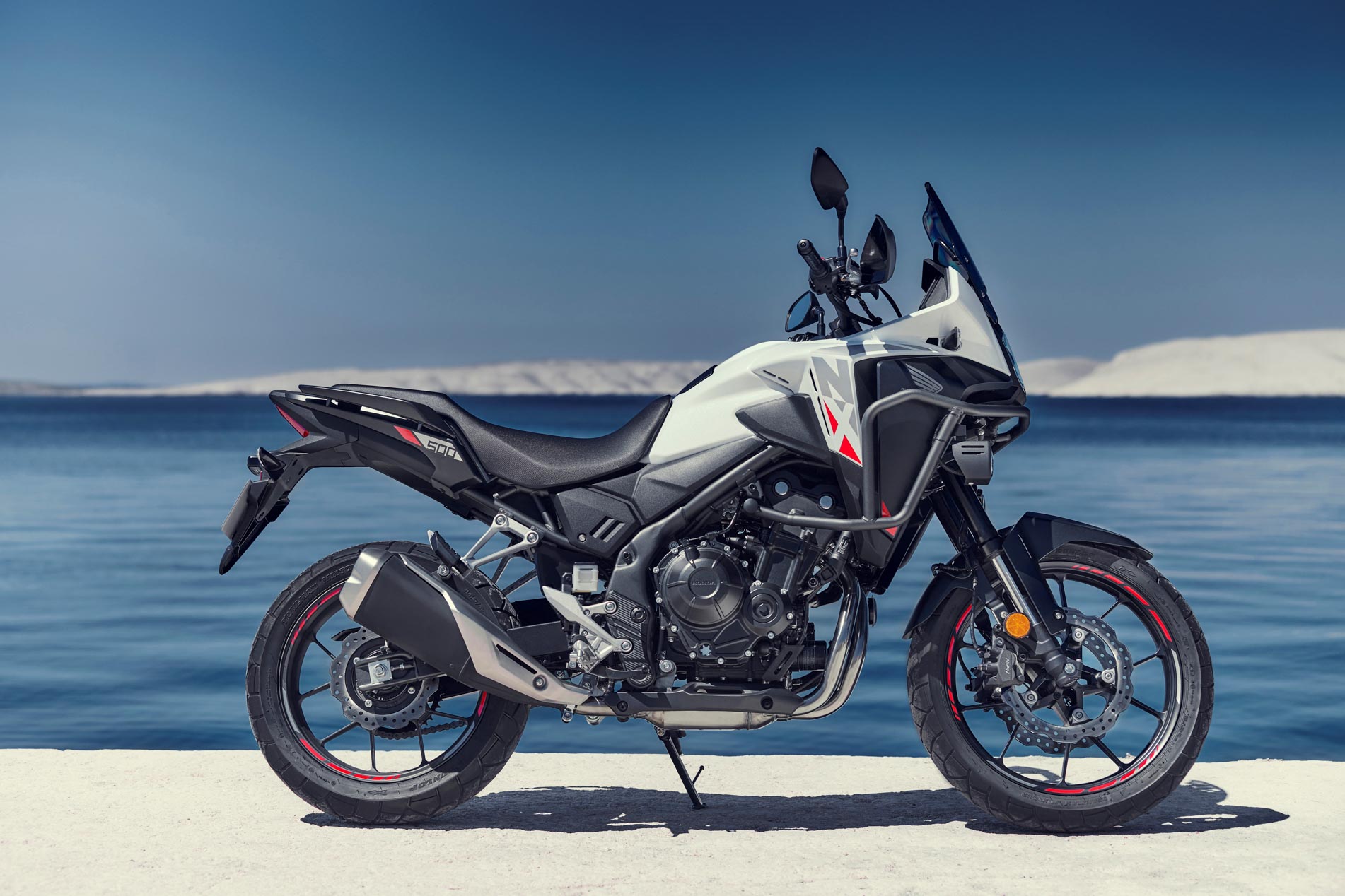 Honda làm mới dòng 500cc của mình với NX500, CB500 Hornet, và CBR500R