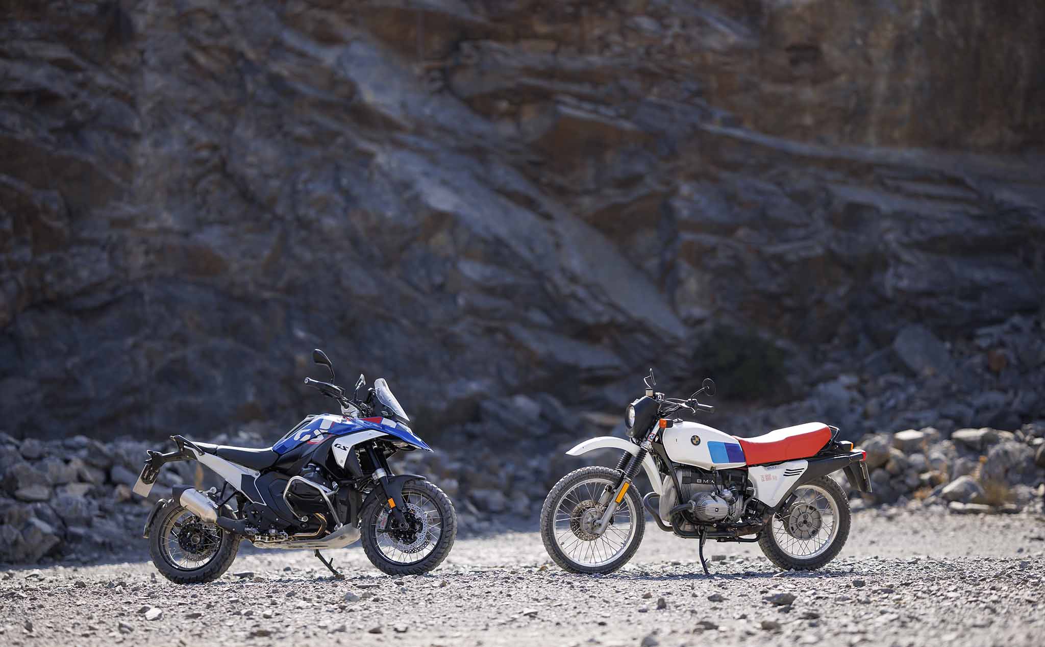 BMW Motorrad: Hành trình từ chiếc xe đầu tiên, R32, đến 100 năm sau với động cơ boxer