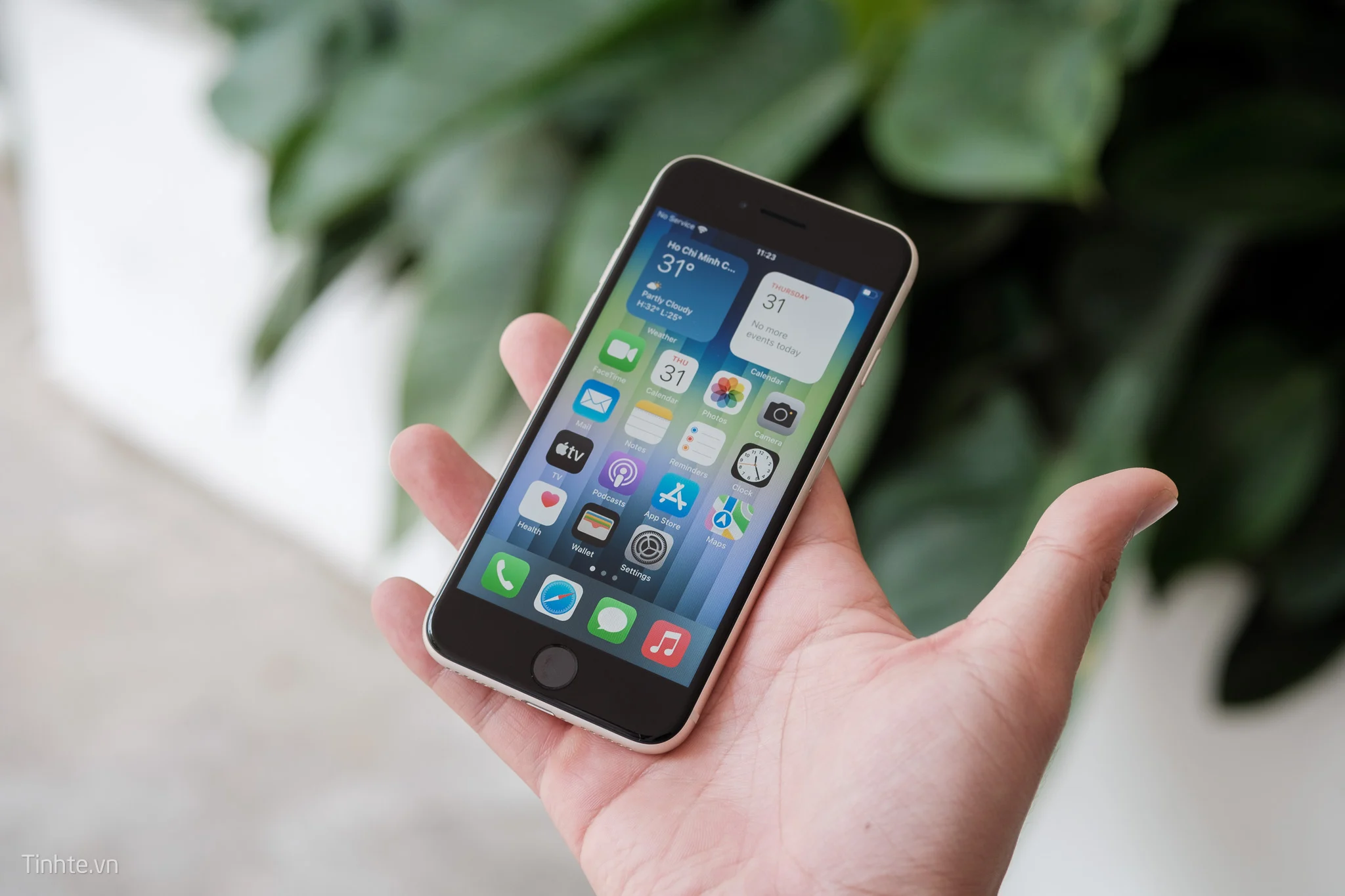 Apple dừng sản xuất chip bảo mật, Touch ID trên iPhone có thể sẽ không quay trở lại?