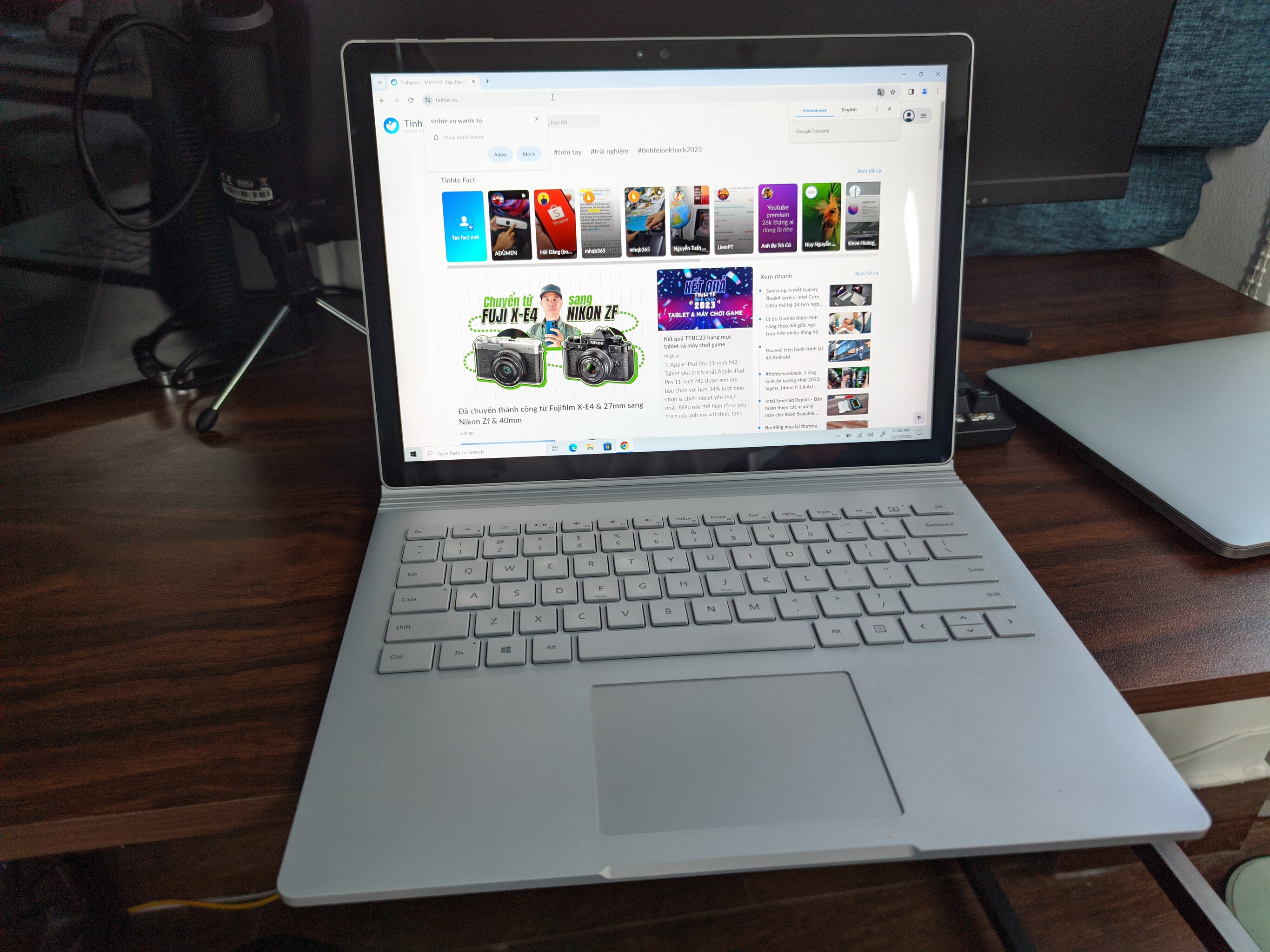 Surface Book 1703: Ai nên mua mẫu laptop 2in1 này?