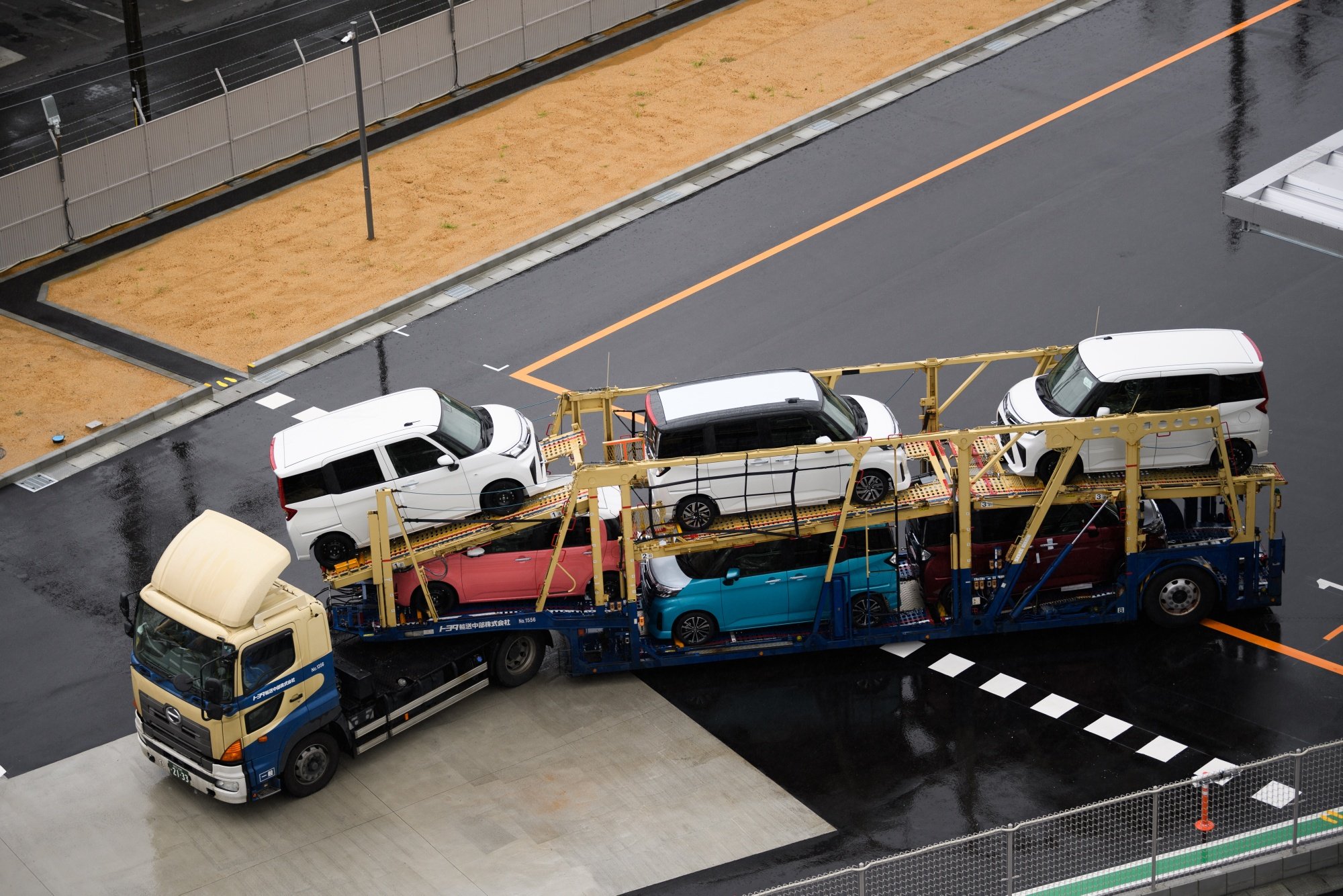Scandal gian lận thử nghiệm an toàn xe Daihatsu: Công ty tạm dừng hoạt động hết tháng 1/2024