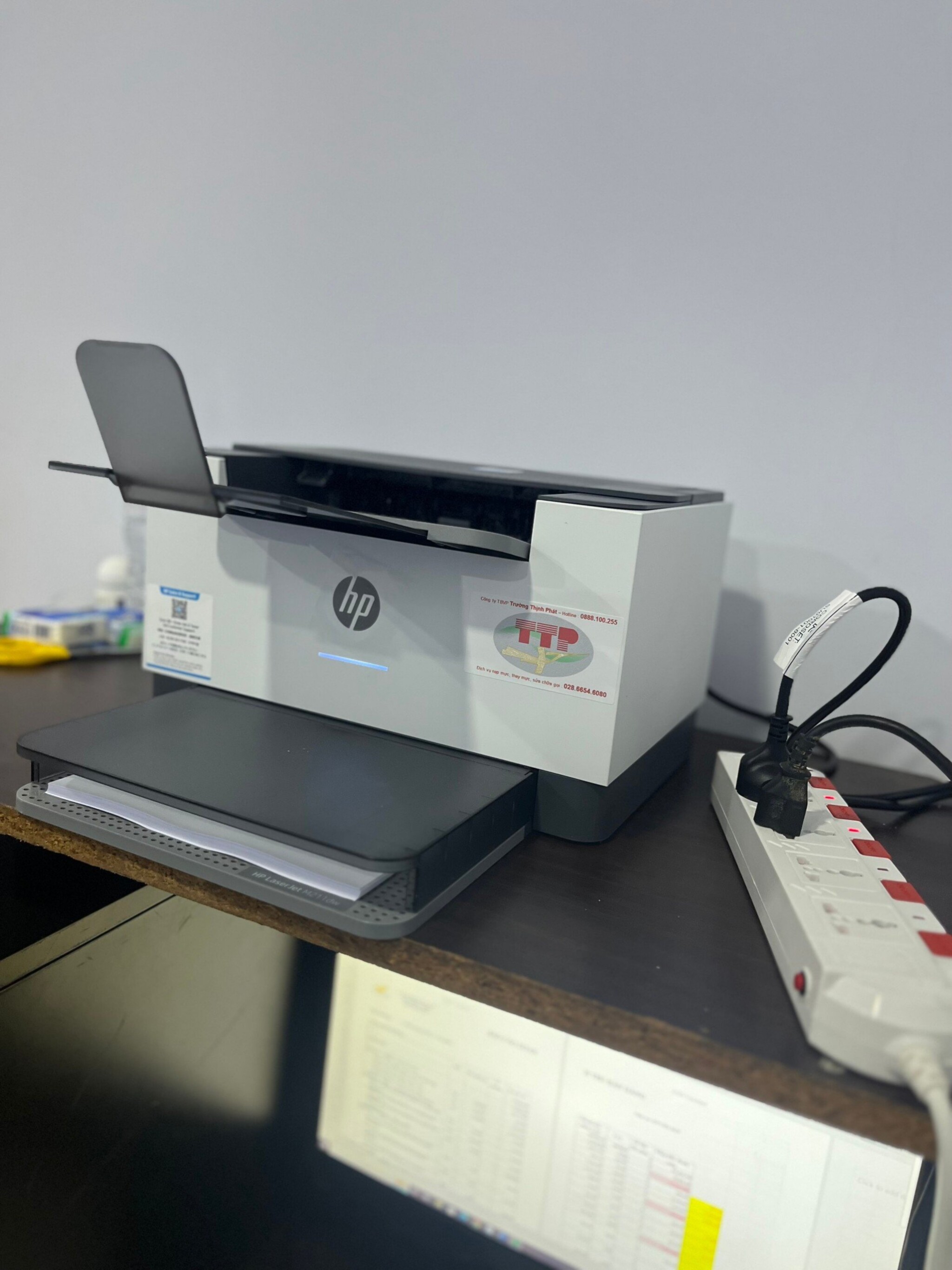 Trên tay Máy in Hp LaserJet M211Dw