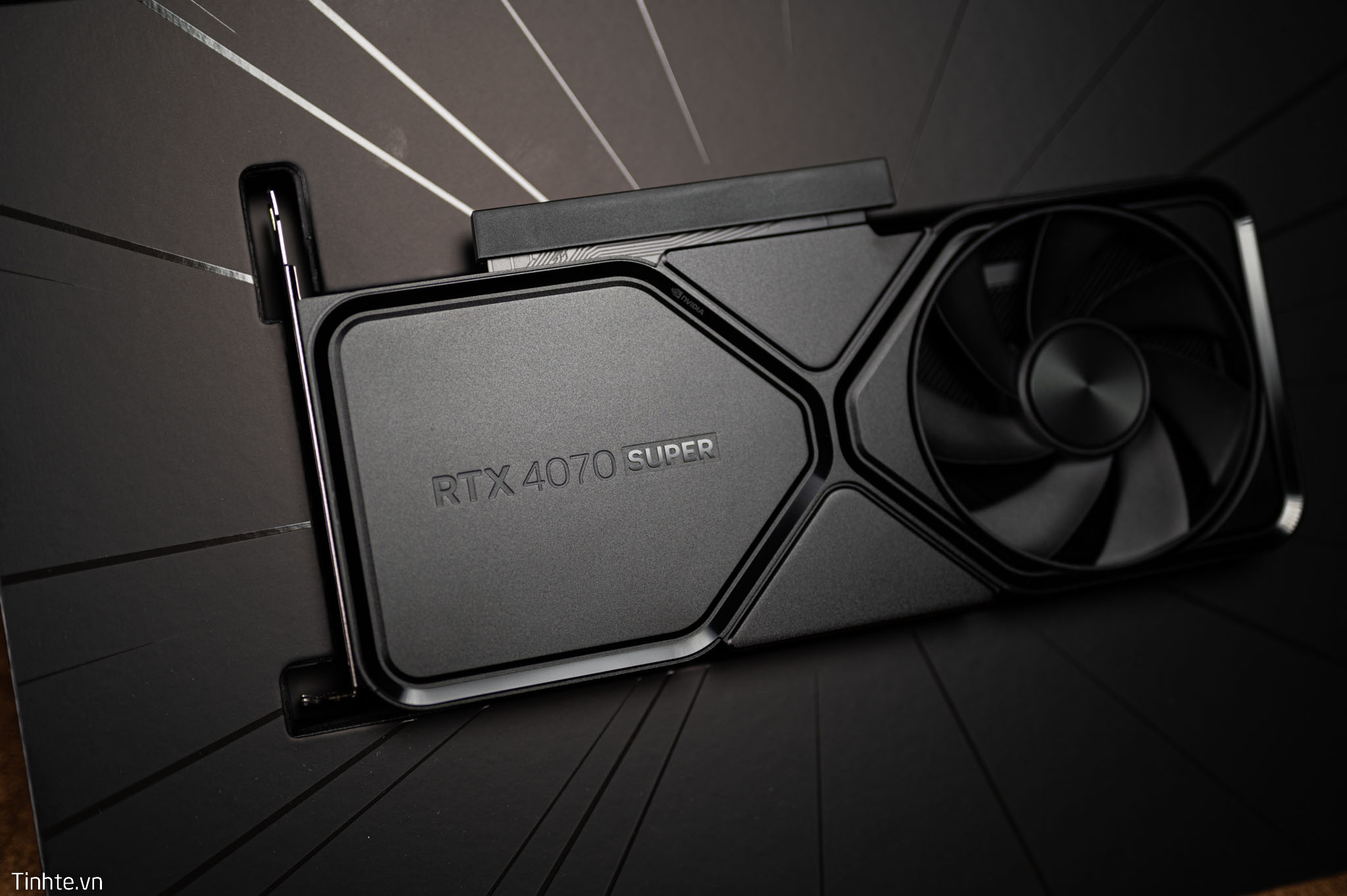 Nvidia GeForce RTX 4070 Super: Chơi game 4K giá chỉ 18 triệu Đồng, có khả thi không?