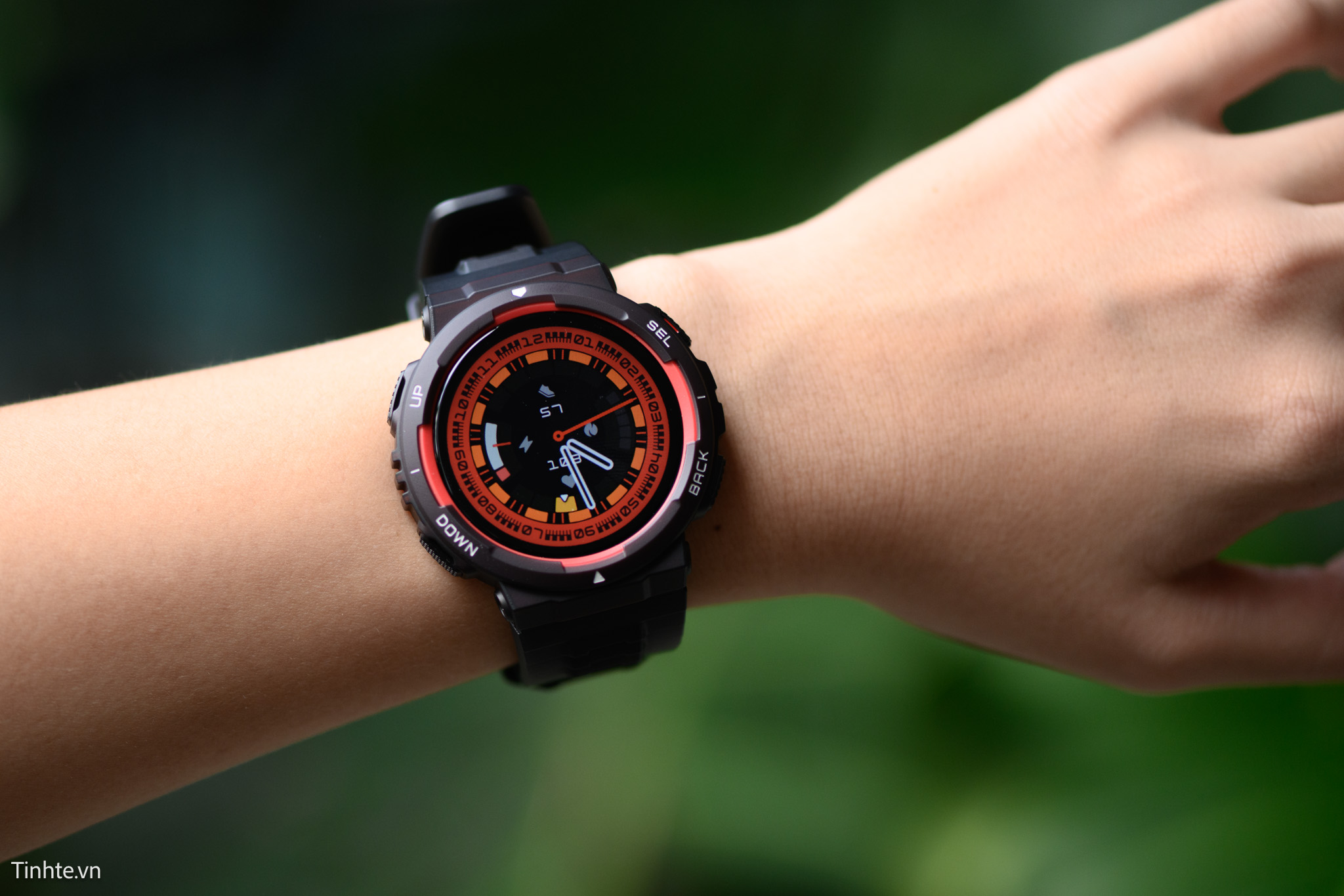 Amazfit Active Edge-tinhte1.jpg