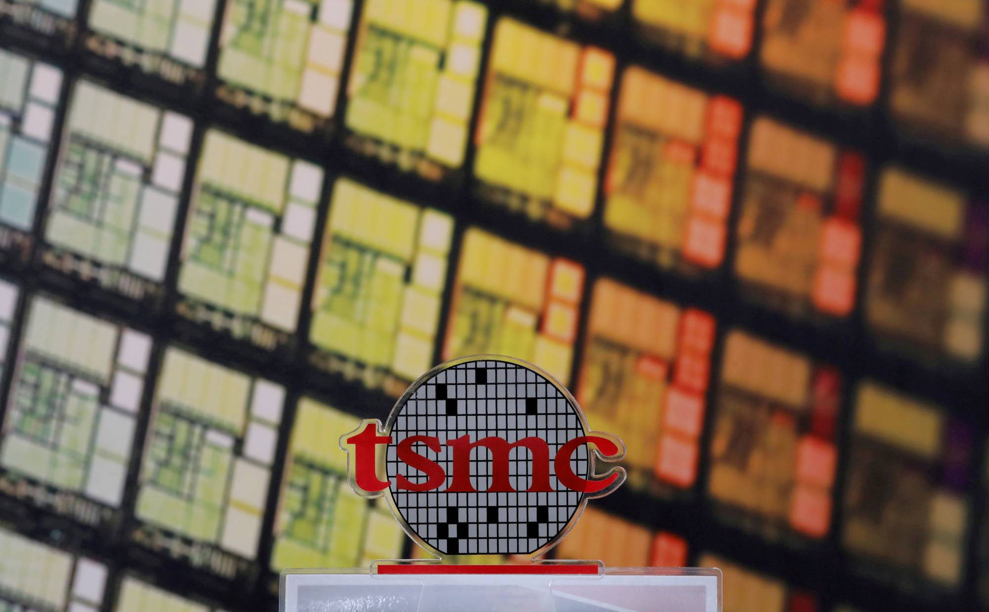 Qua mặt Intel và Samsung, TSMC là nhà sản xuất chip có doanh thu lớn nhất thế giới