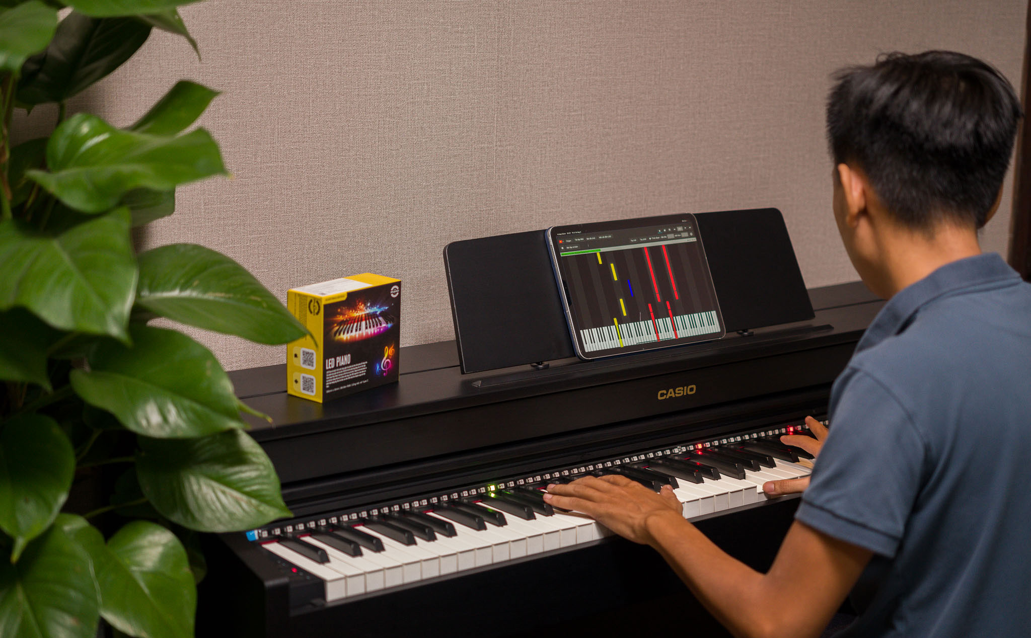 Trên tay LED Piano: thiết bị hỗ trợ học đàn piano và organ dễ dàng ở mọi nơi