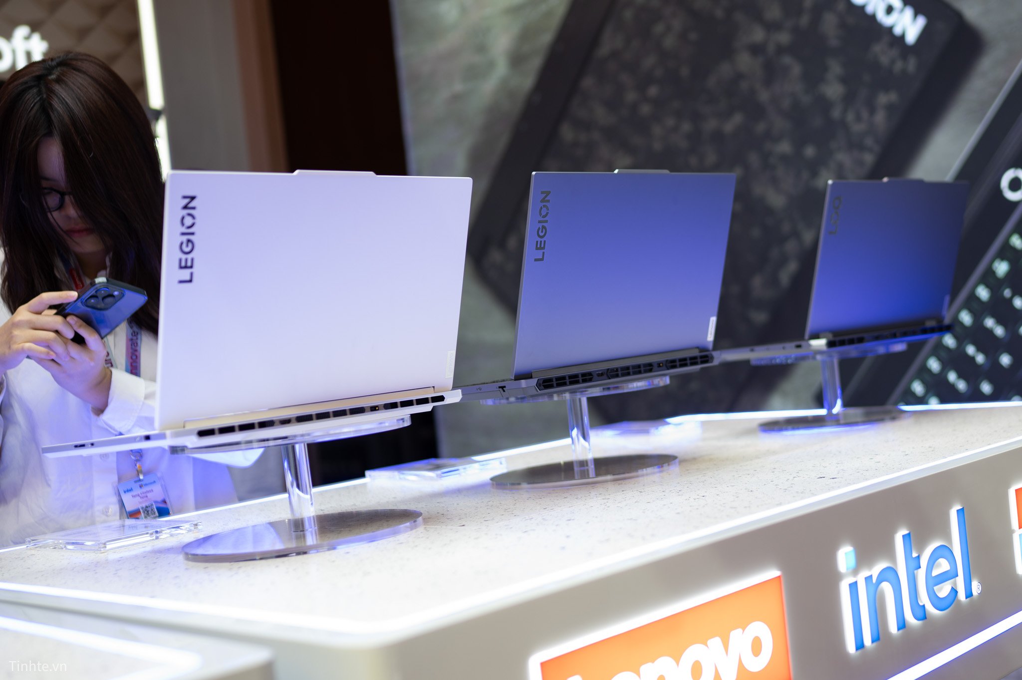 Lenovo ra mắt loạt laptop: AI PC Yoga chạy Core Ultra, Legion mới với hệ thống tản nhiệt mới