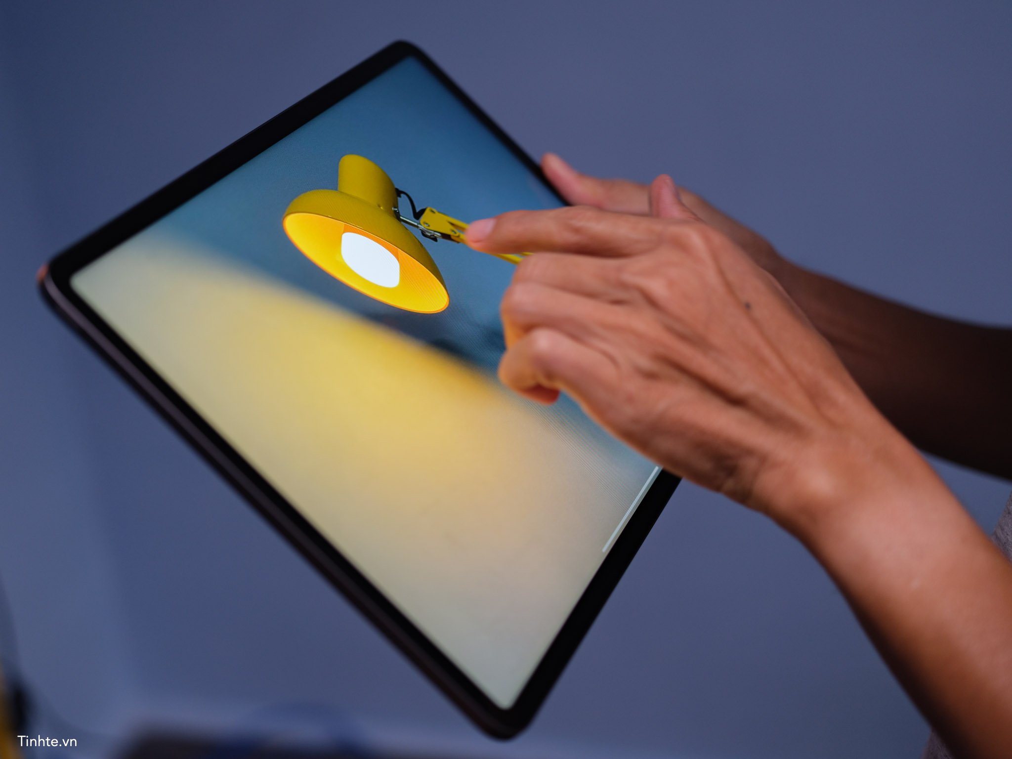 iPad Pro mới được cho là sẽ sử dụng công nghệ màn hình OLED 2 lớp, vậy nó là gì?