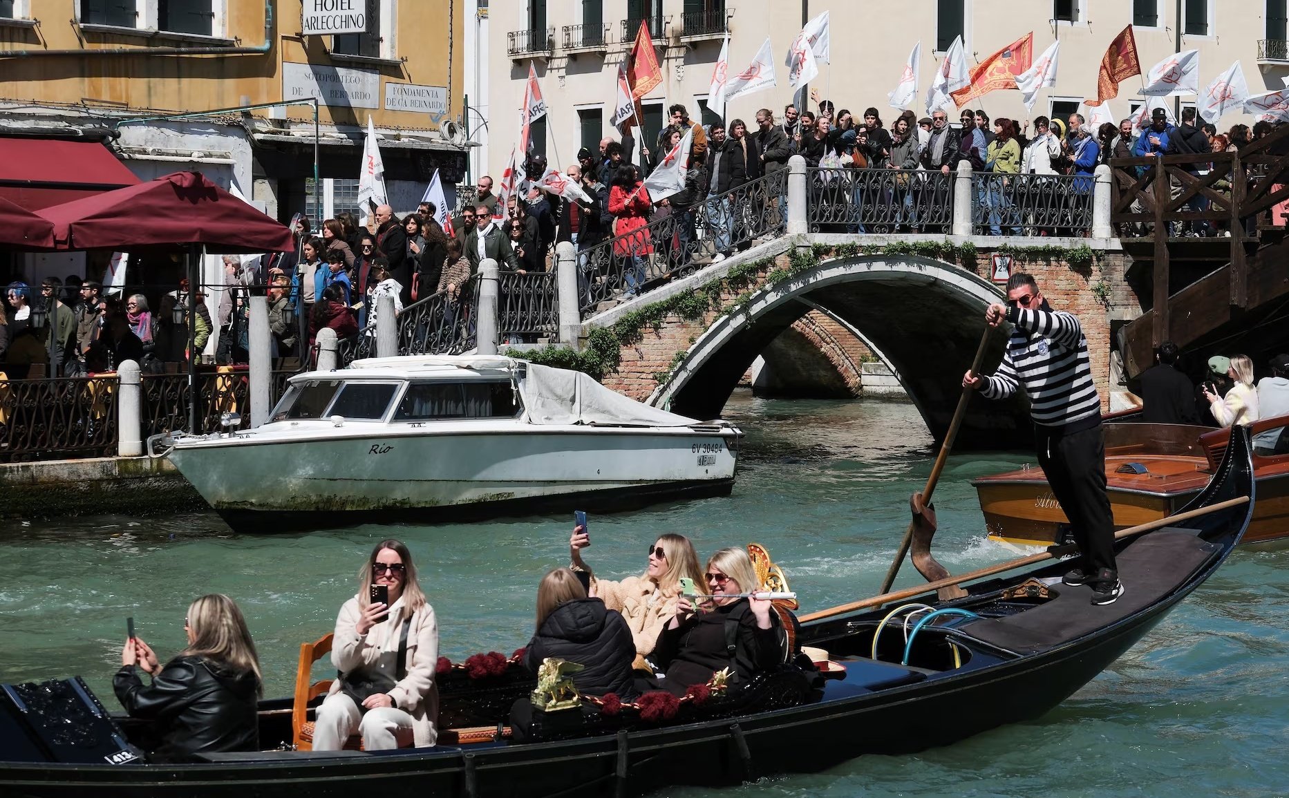 Venice là thành phố đầu tiên thu phí du khách đến tham quan