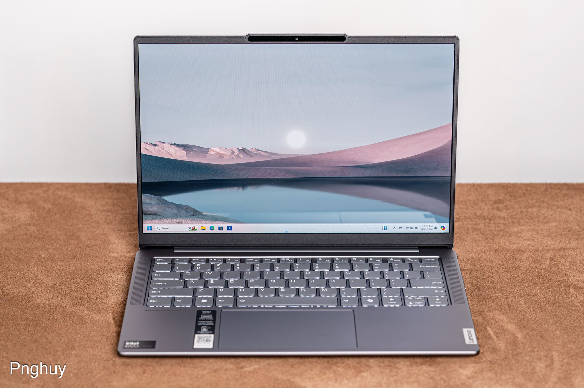 lenovo-yoga-slim-7i-pnghuy-4.jpg