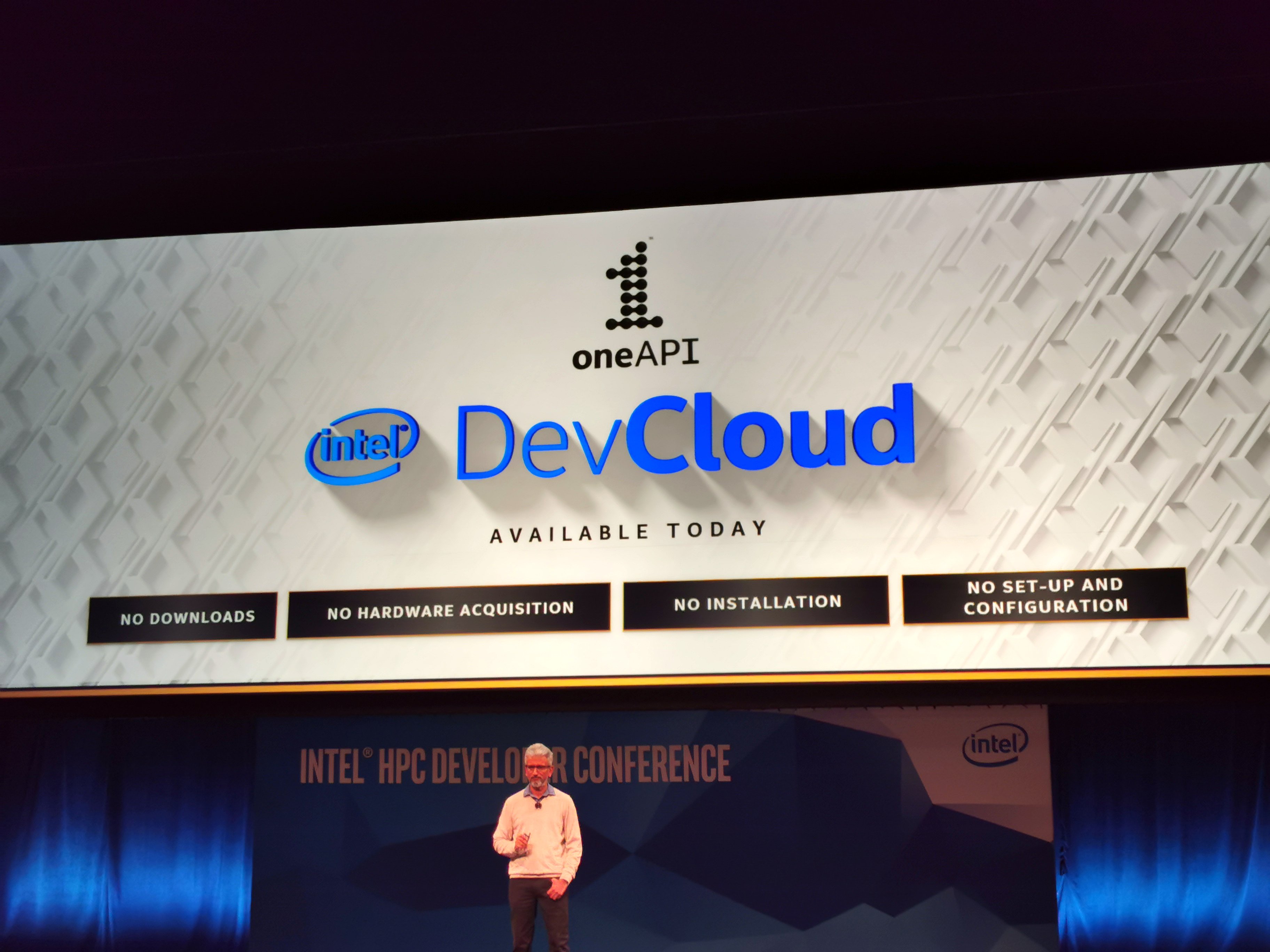 Intel DevCon 2019.jpg