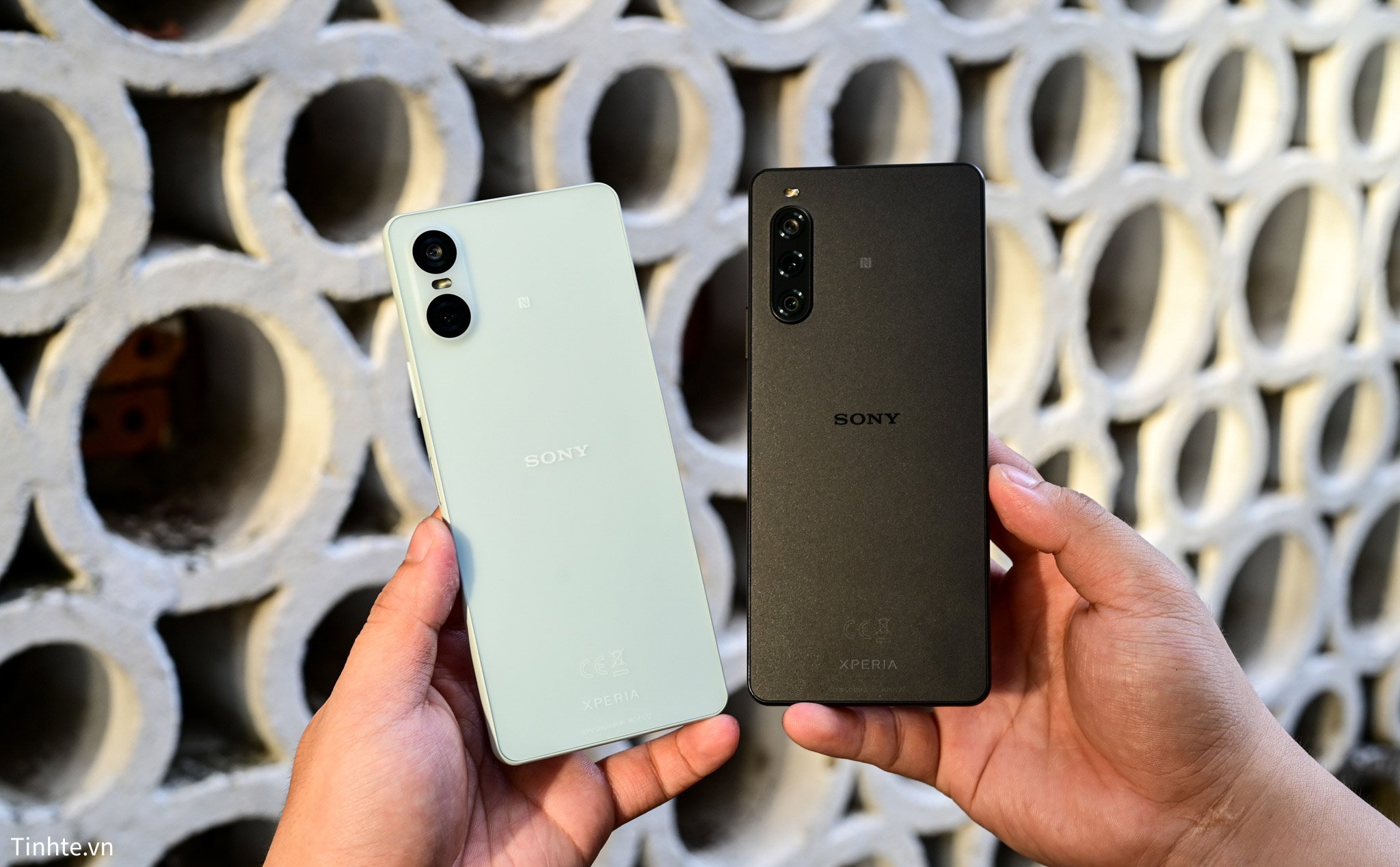 So sánh thiết kế Sony Xperia 10 VI VS Sony Xperia 10 V: Chỉ thay đổi kiểu dáng của cụm camera sau?