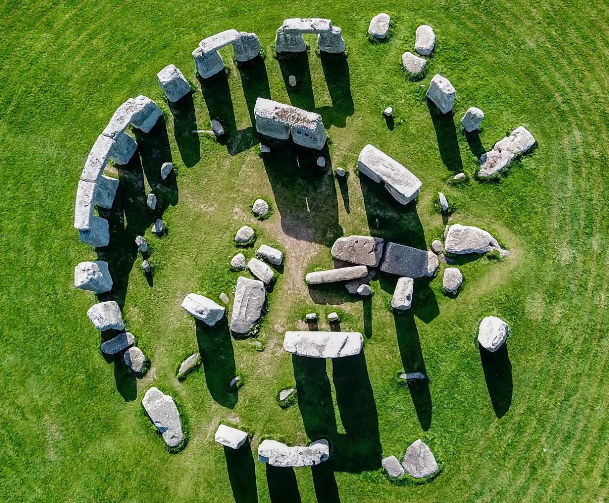 tinhte-stonehenge-altar-stone (1).webp