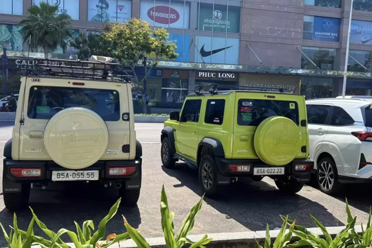 Đại gia Ninh Thuận sở hữu cặp Suzuki Jimny "siêu biển tứ quý"