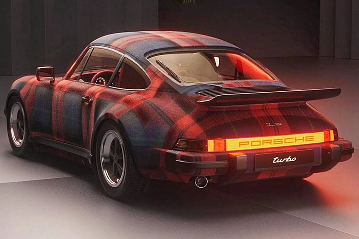 "Soi" Porsche 930 Turbo phủ họa tiết caro tartan giá 6,4 tỷ đồng