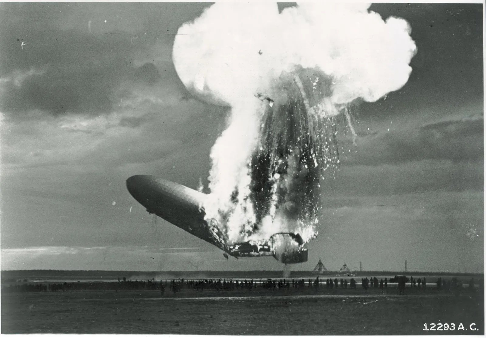 Hindenburg-16.jpg