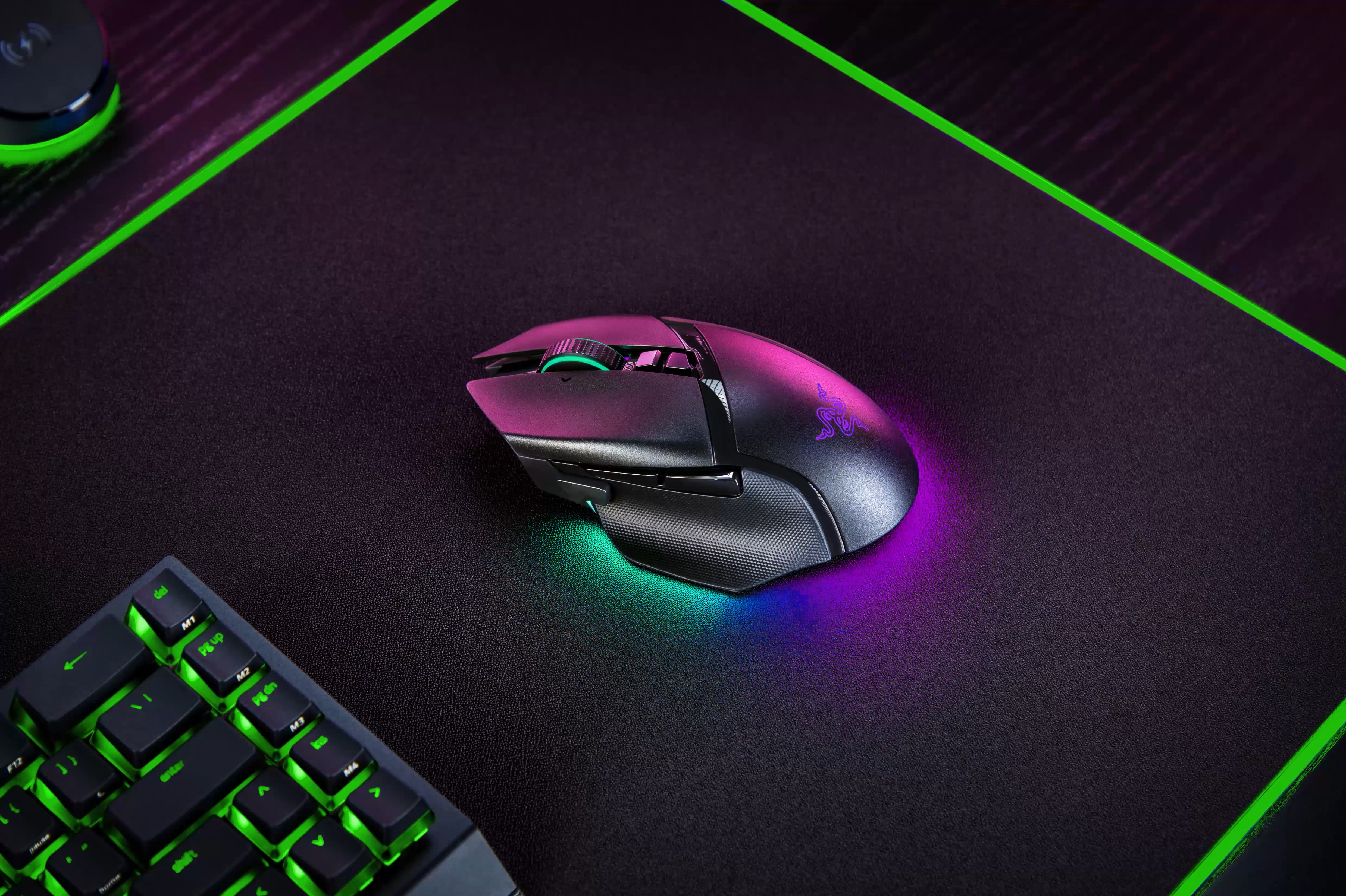 LED-tren-Razer-Basilisk-V3-Pro- 35K.png