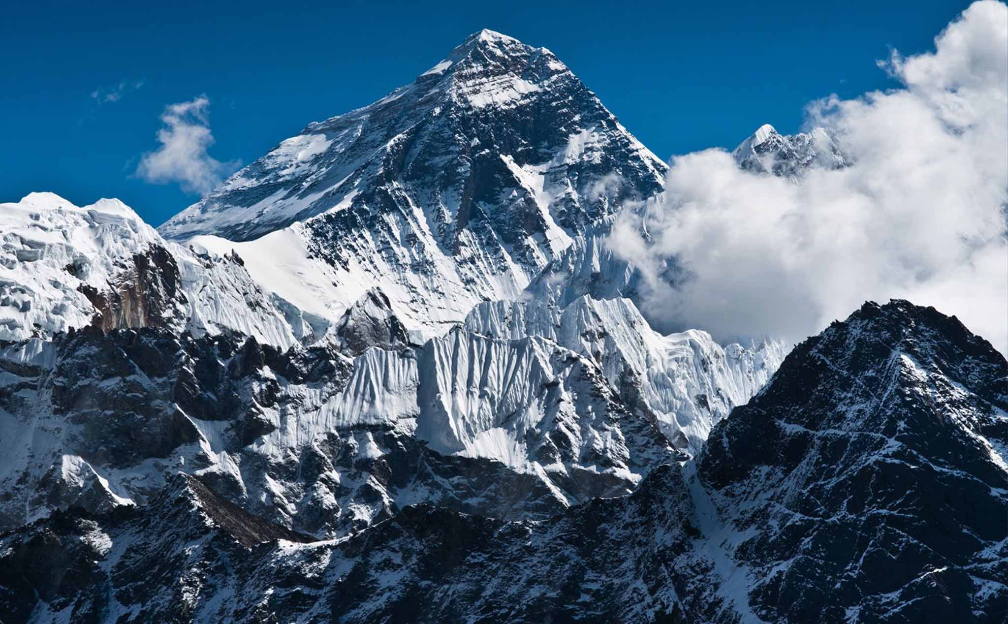 mount-everest-taller-2.jpg