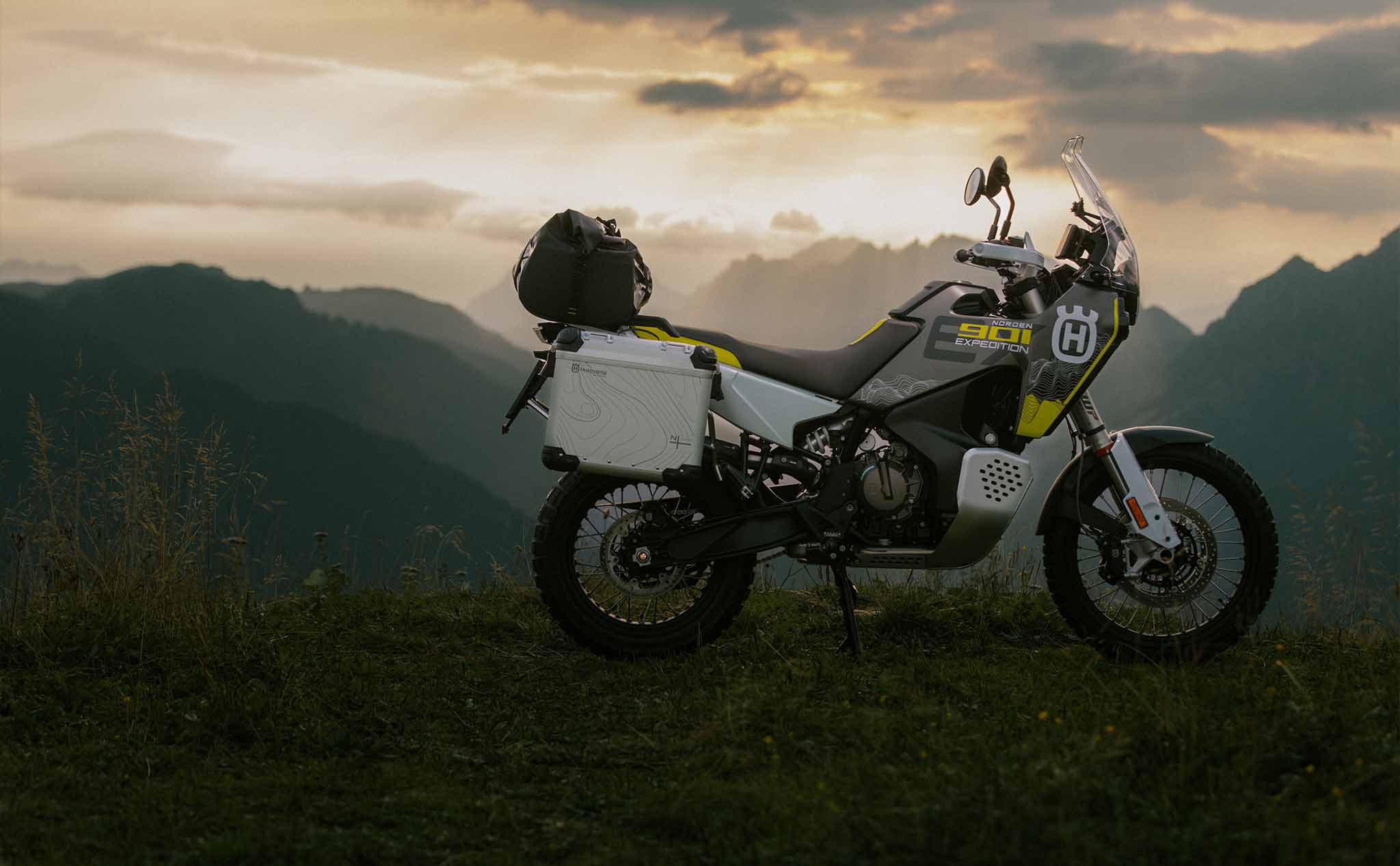 Husqvarna nâng cấp nhẹ cho Norden 901 Expedition 2025