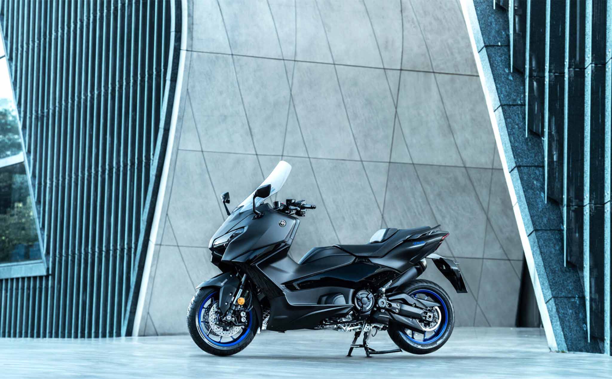 Yamaha trình làng TMAX Tech MAX 2025: Diện mạo mới, nhiều công nghệ