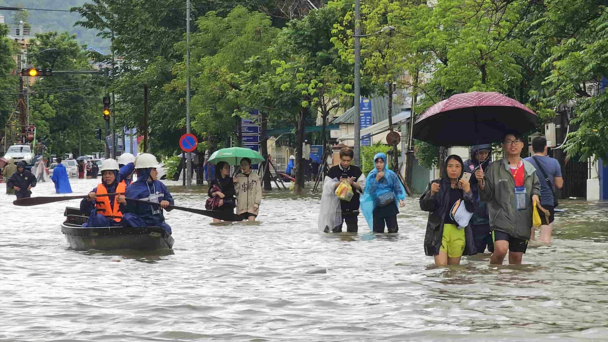 Tỉnh TT-Huế chủ động ứng phó với mưa lũ từ nay tới hết 28/11