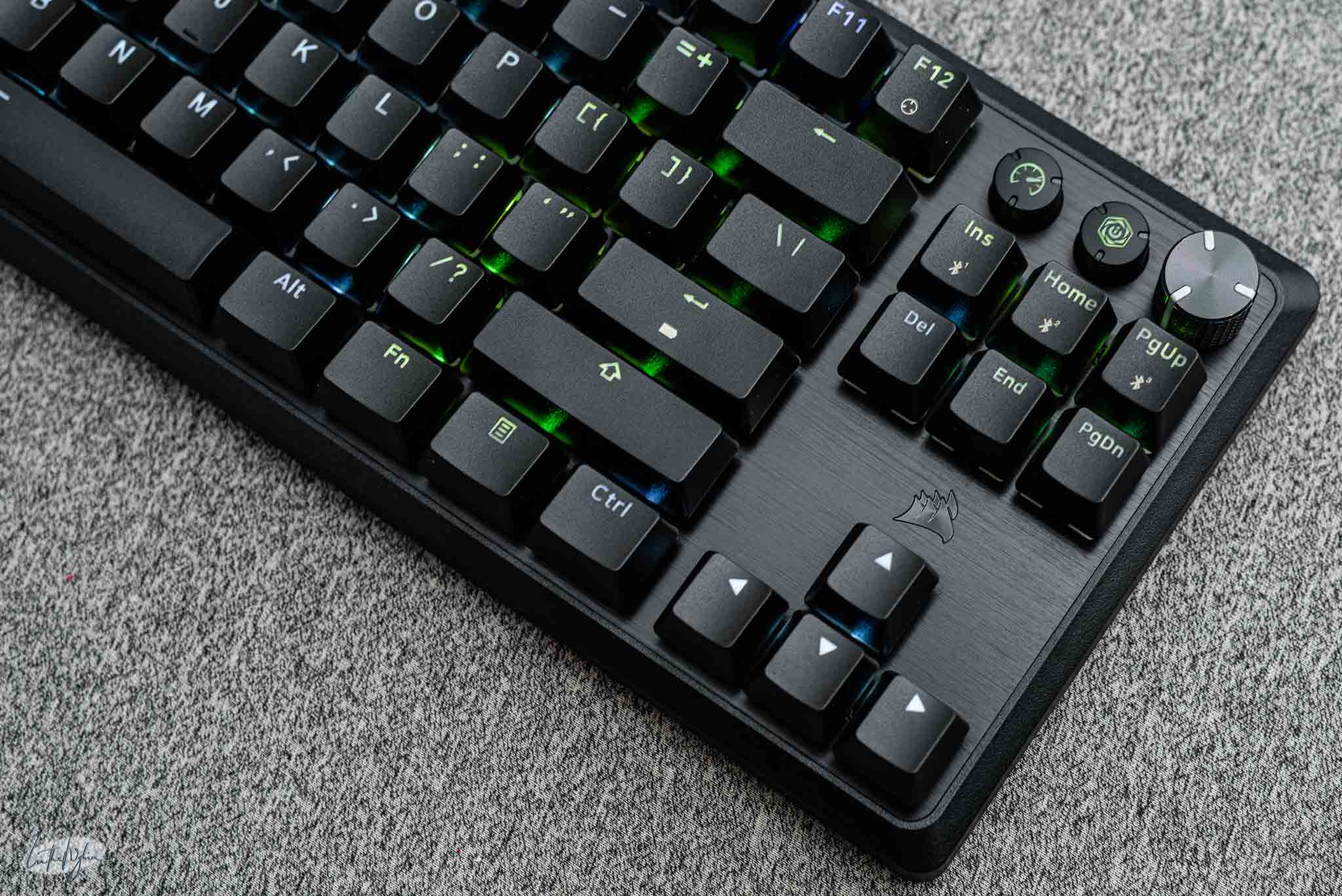 corsair-k70-core-tkl-wireless-17.jpg