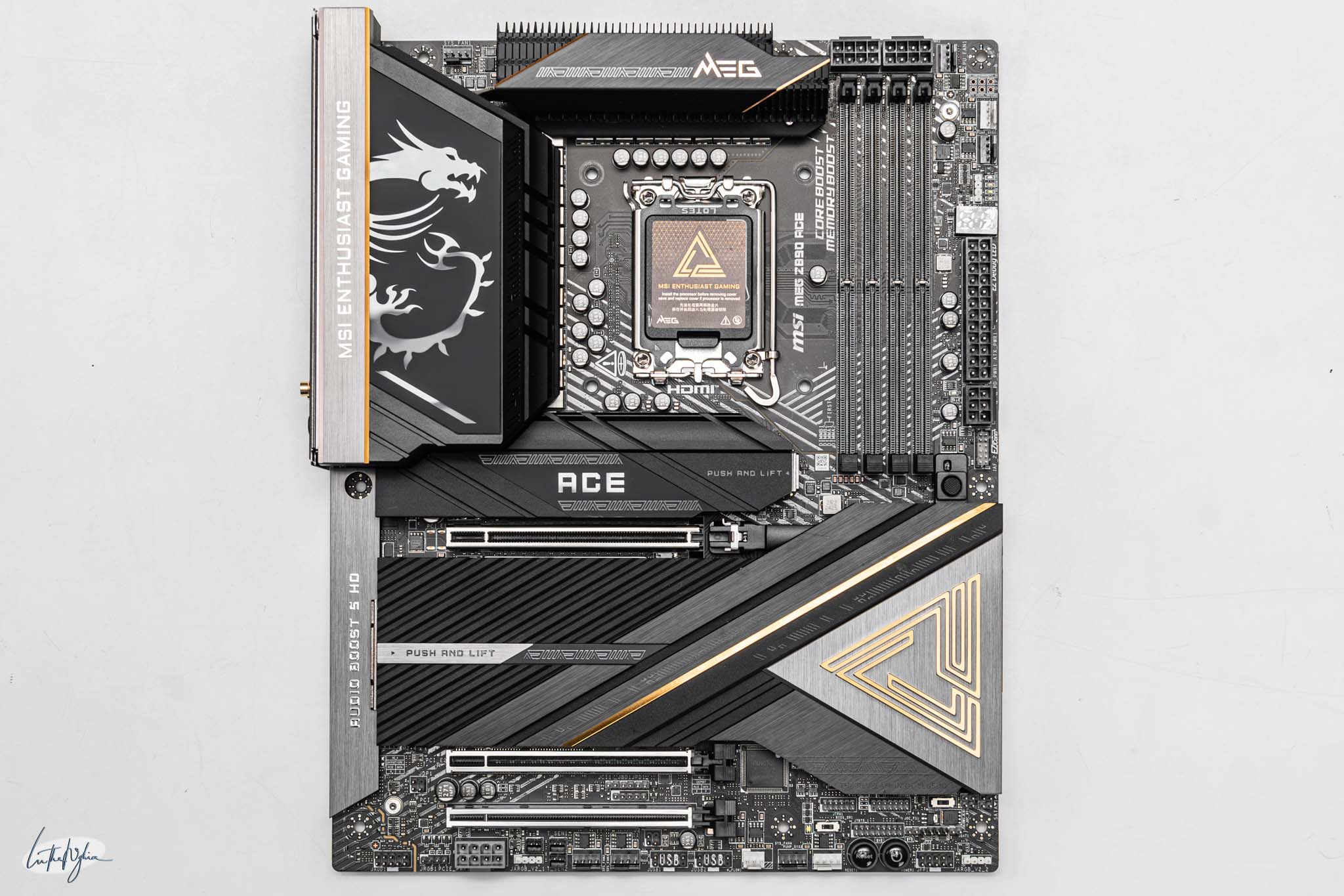 msi-meg-z890-media-kit-4.jpg