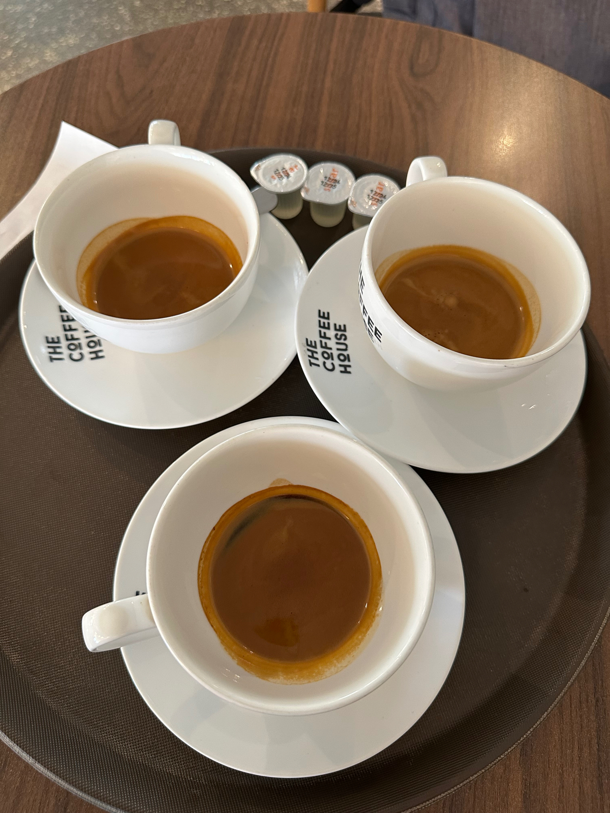 Espresso mua 2 tặng 1